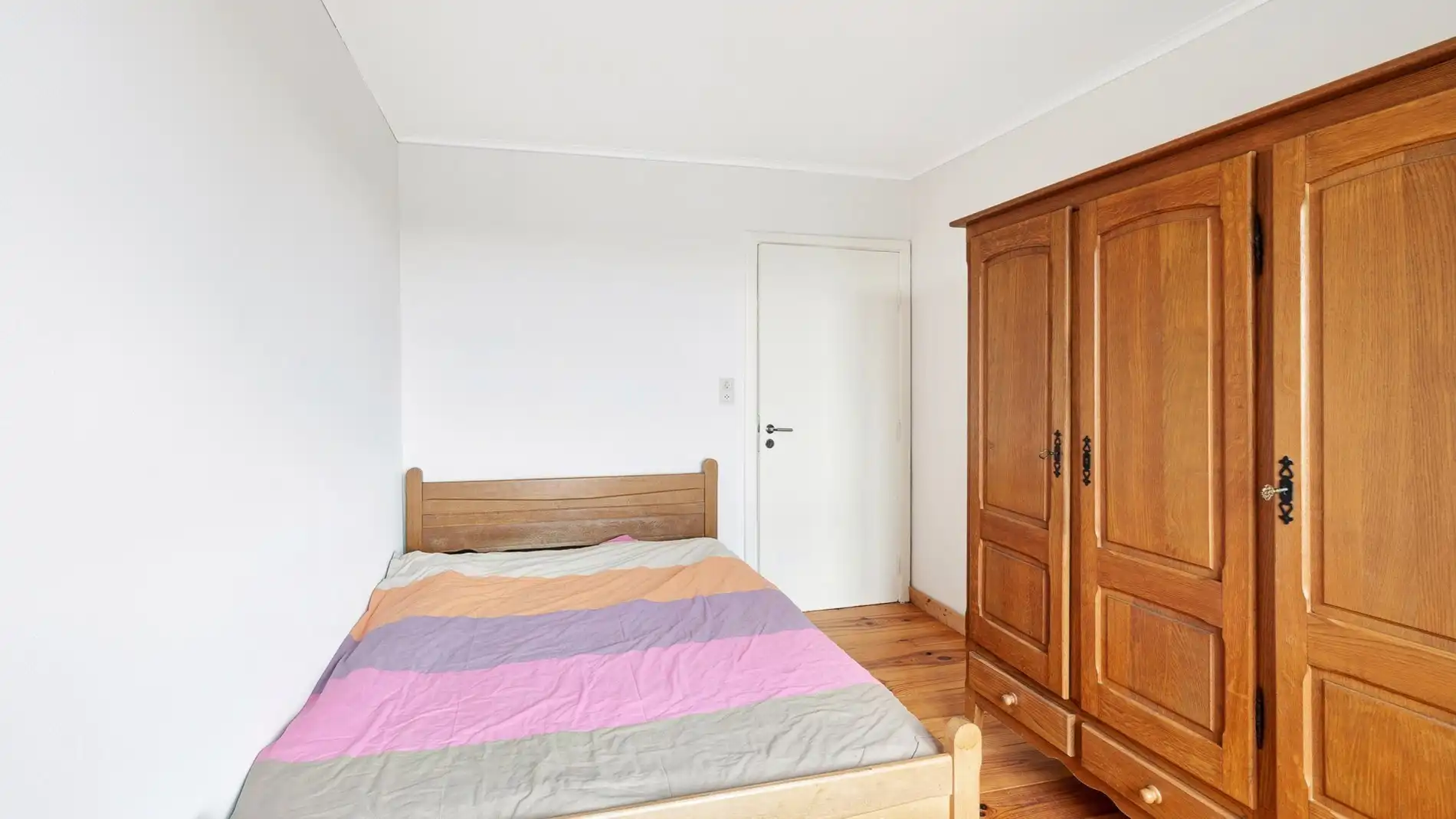 Woning met een leuke binnentuin en garage te Knokke foto 16