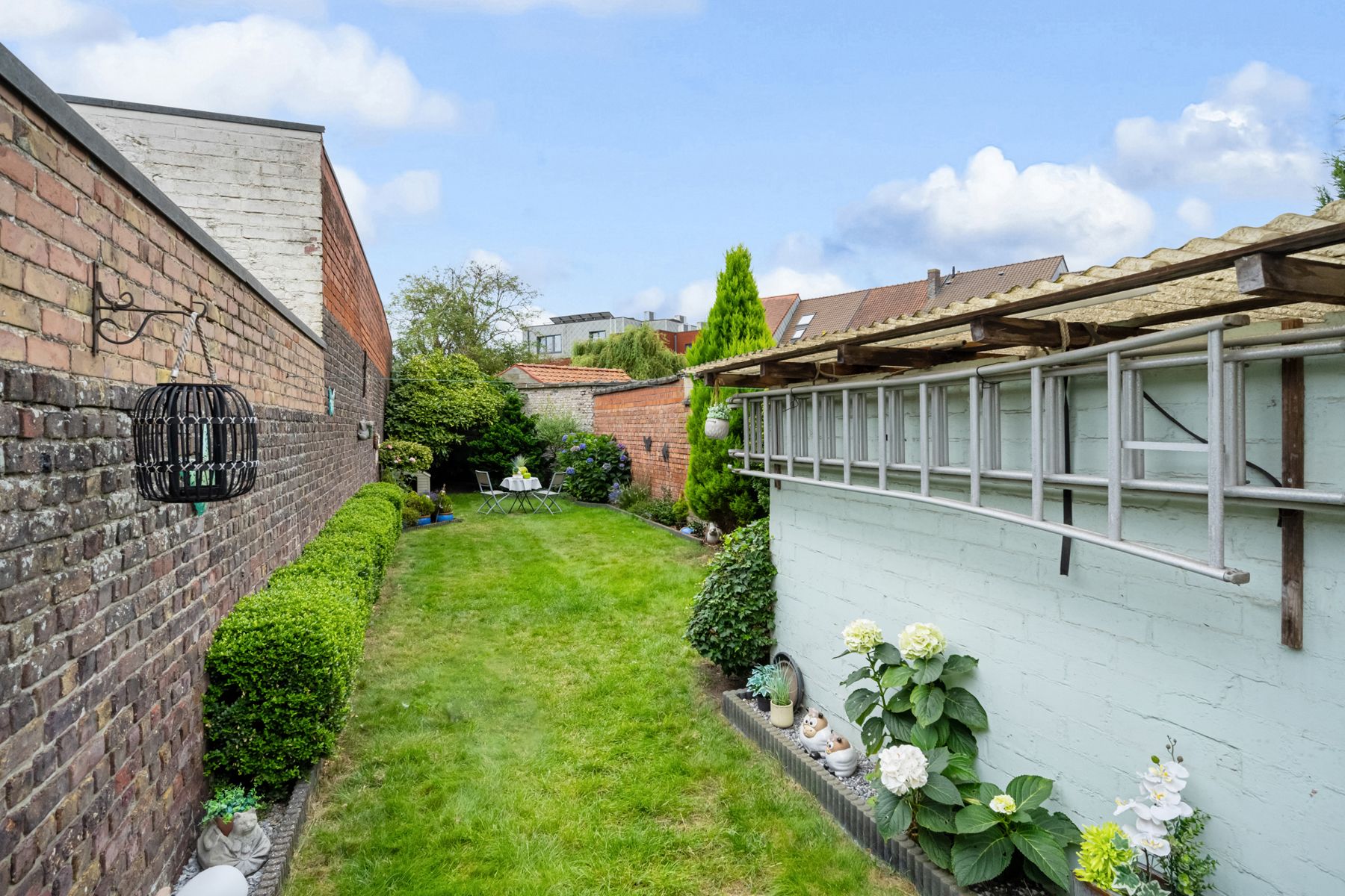 Gezinswoning met 3 kamers en mooie tuin op een TOP-locatie! foto 17