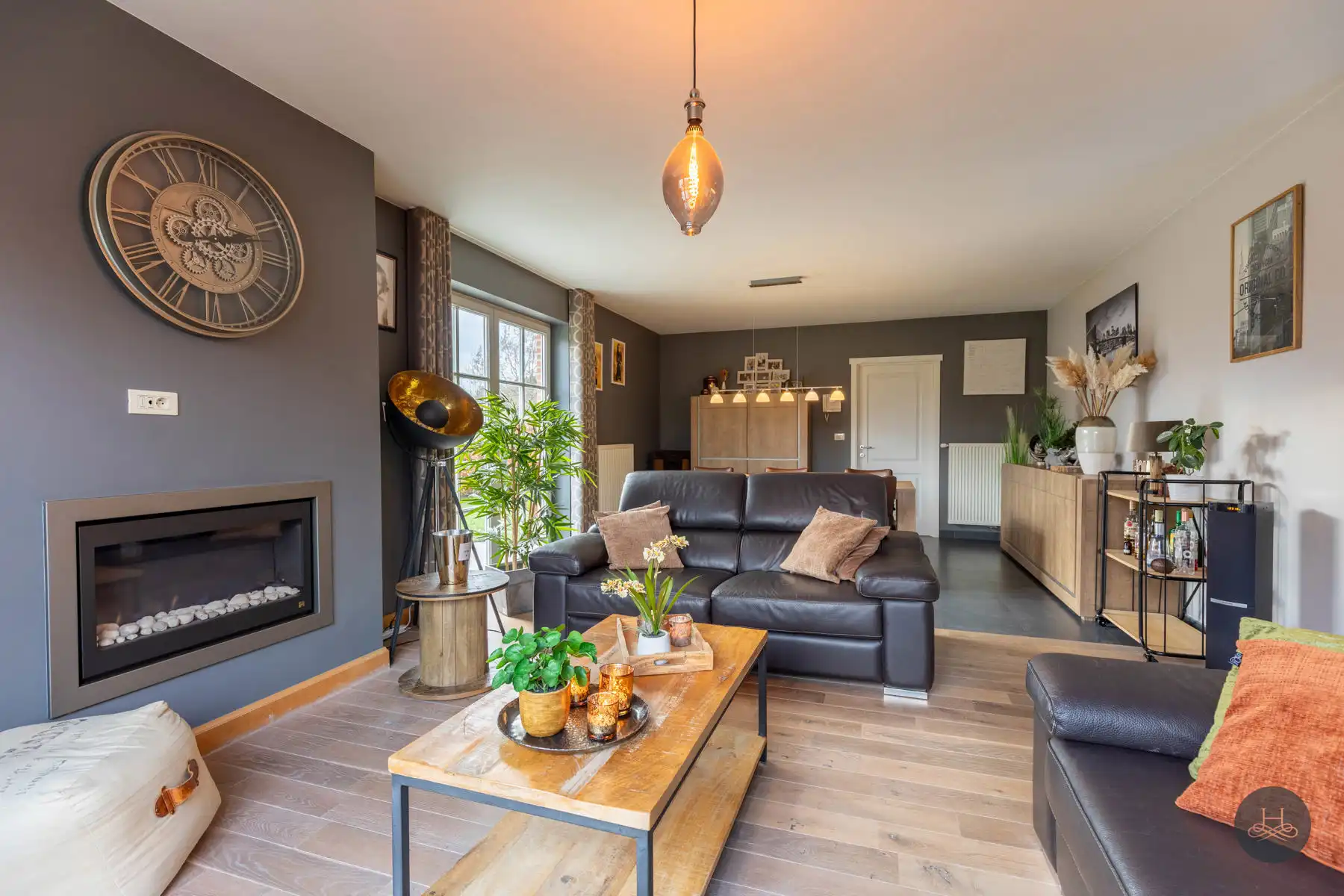 Instapklare gezinswoning met leuke tuin foto 8