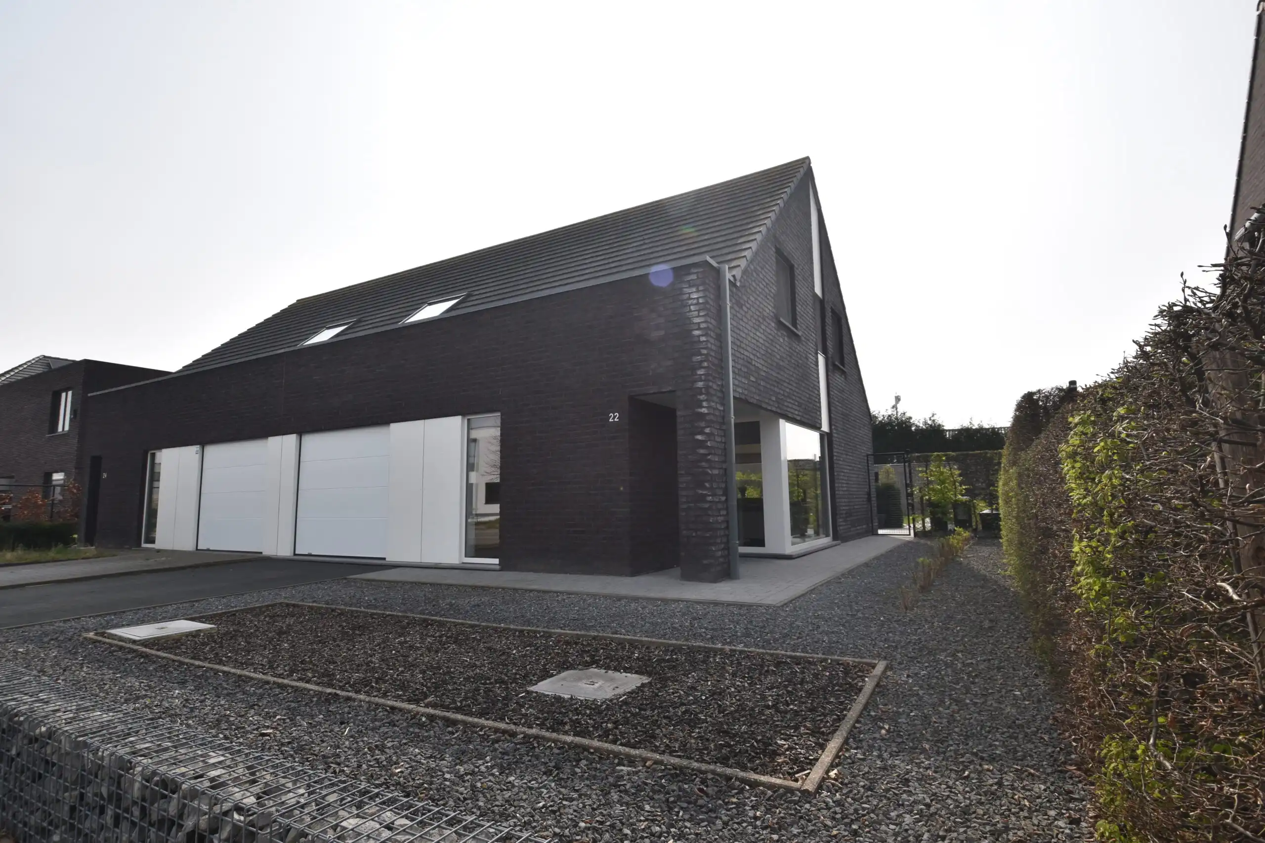 Moderne, energiezuinige woning in Kieldrecht foto {{pictureIndex}}