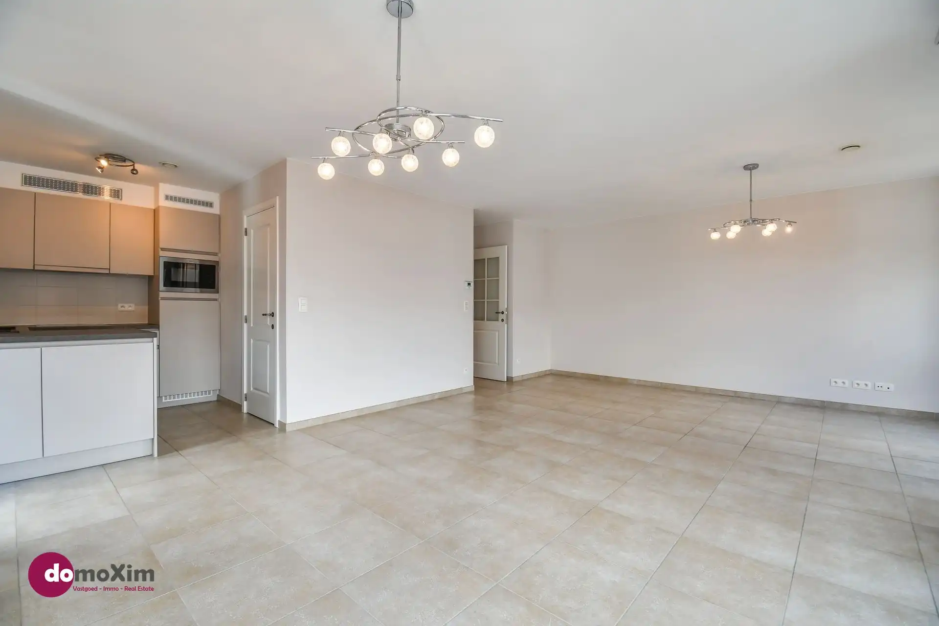 Instapklaar 3-slaapkamer appartement met parking in hartje Boortmeerbeek foto 8