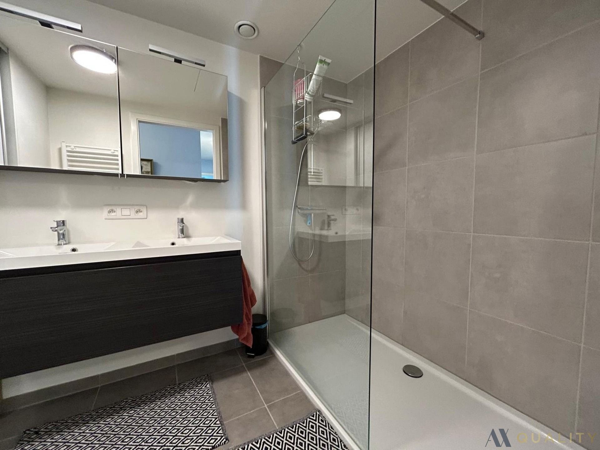 Recent appartement op de eerste verdieping foto 7