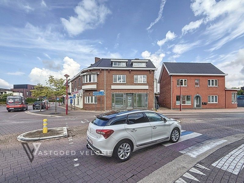 Te renoveren handelspand met duplex appartement op zichtlocatie foto 39