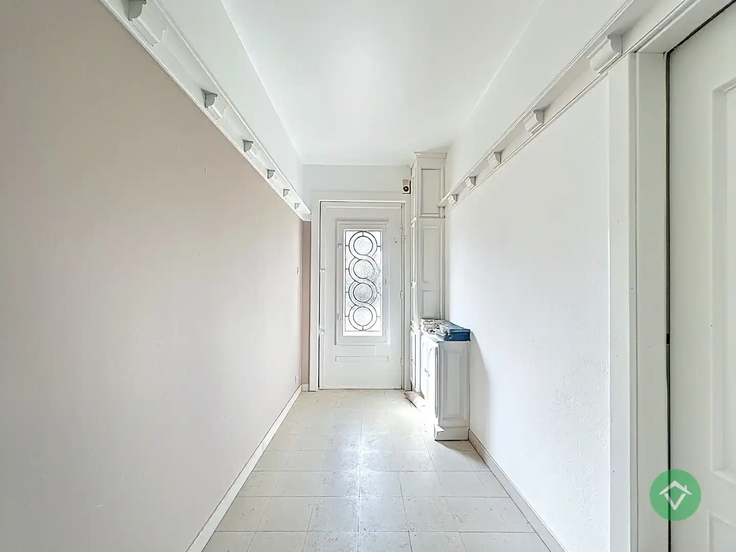 Gezinswoning met 3 slaapkamers en tuin op centrale ligging in Torhout foto 2