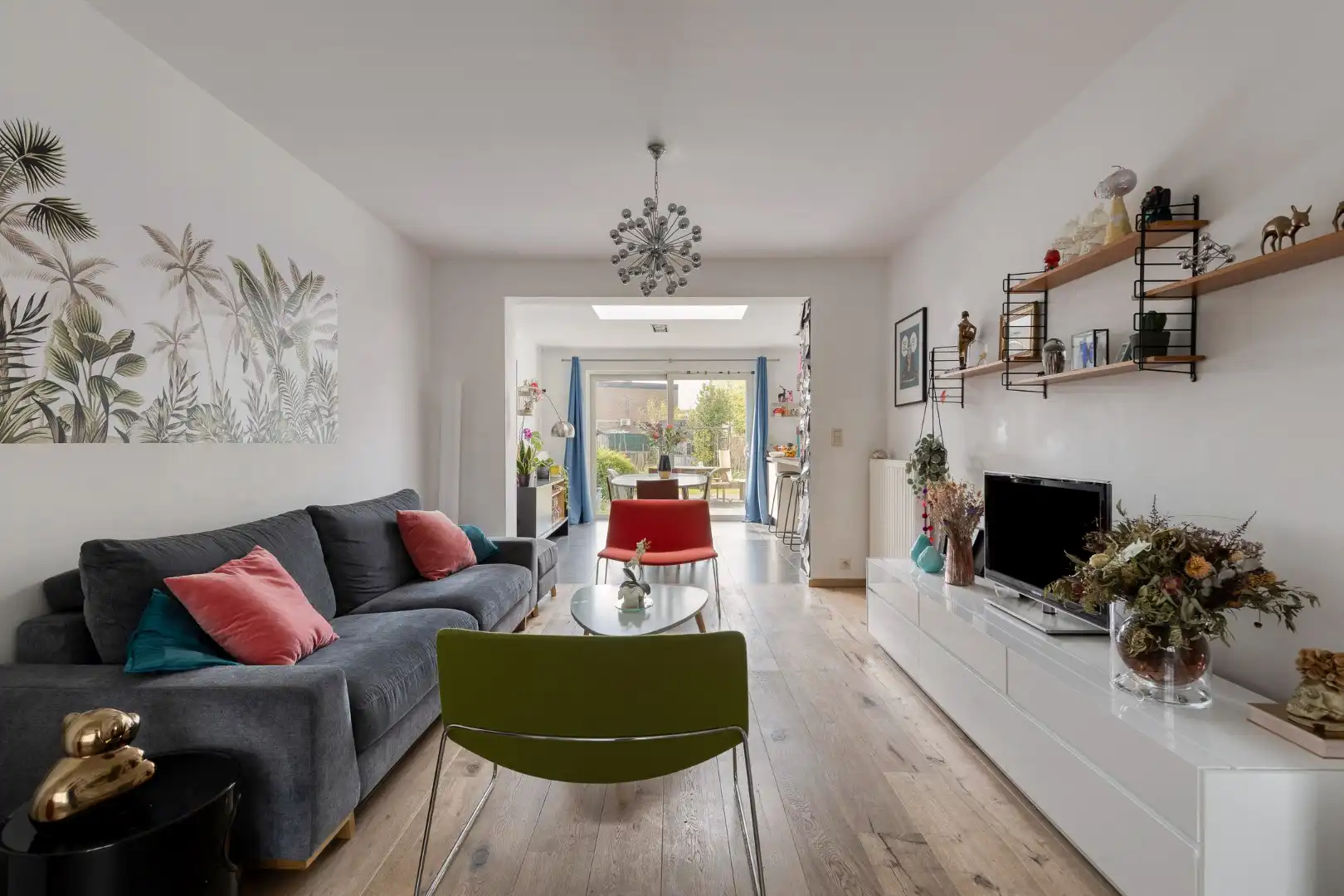 Gerenoveerde halfopen woning met 3 slaapkamers en tuin – 1651 LOT (BEERSEL) foto {{pictureIndex}}