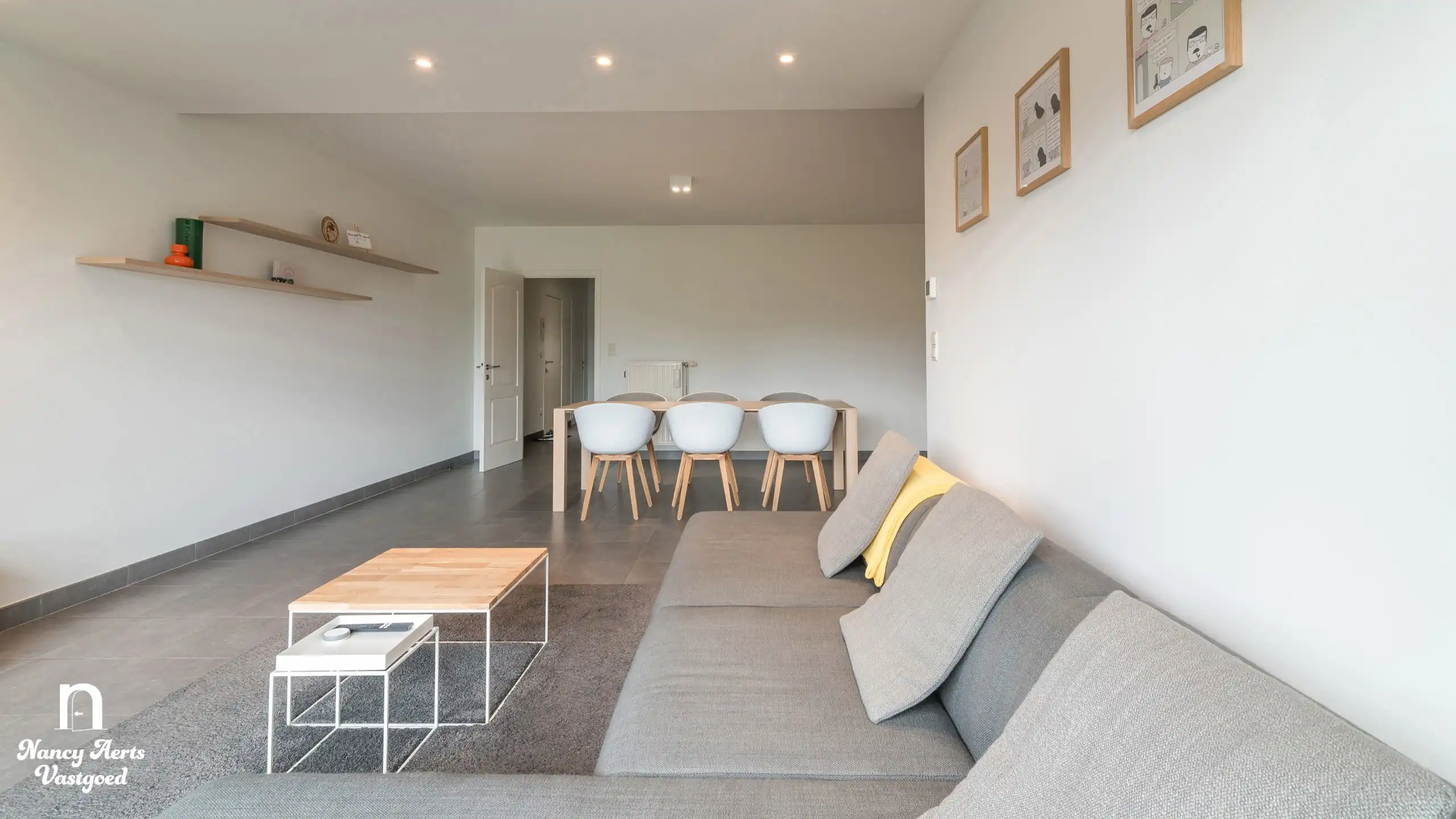 Lichtrijk gelijkvloers appartement met tuin en mooi uitzicht foto 2