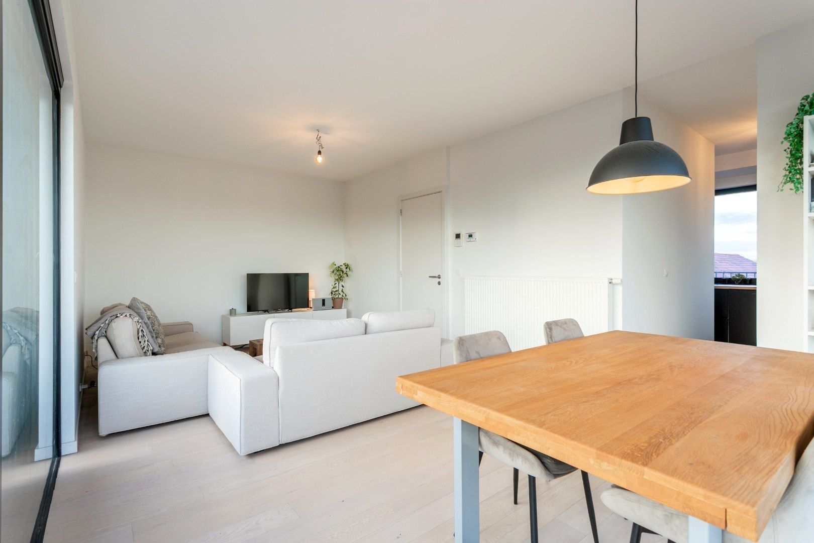 Penthouse duplexapp. (135m²) met 3 slpks, terras en autosplaats foto 2