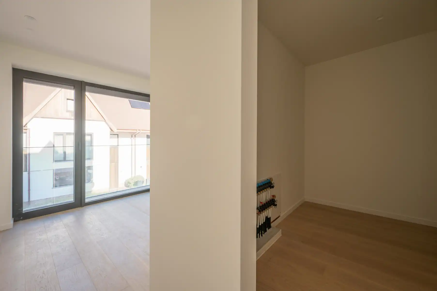 Nieuwbouw - ongemeubelde koppelvilla in rustige,  residentiële wijk te Knokke-Heist  foto 15