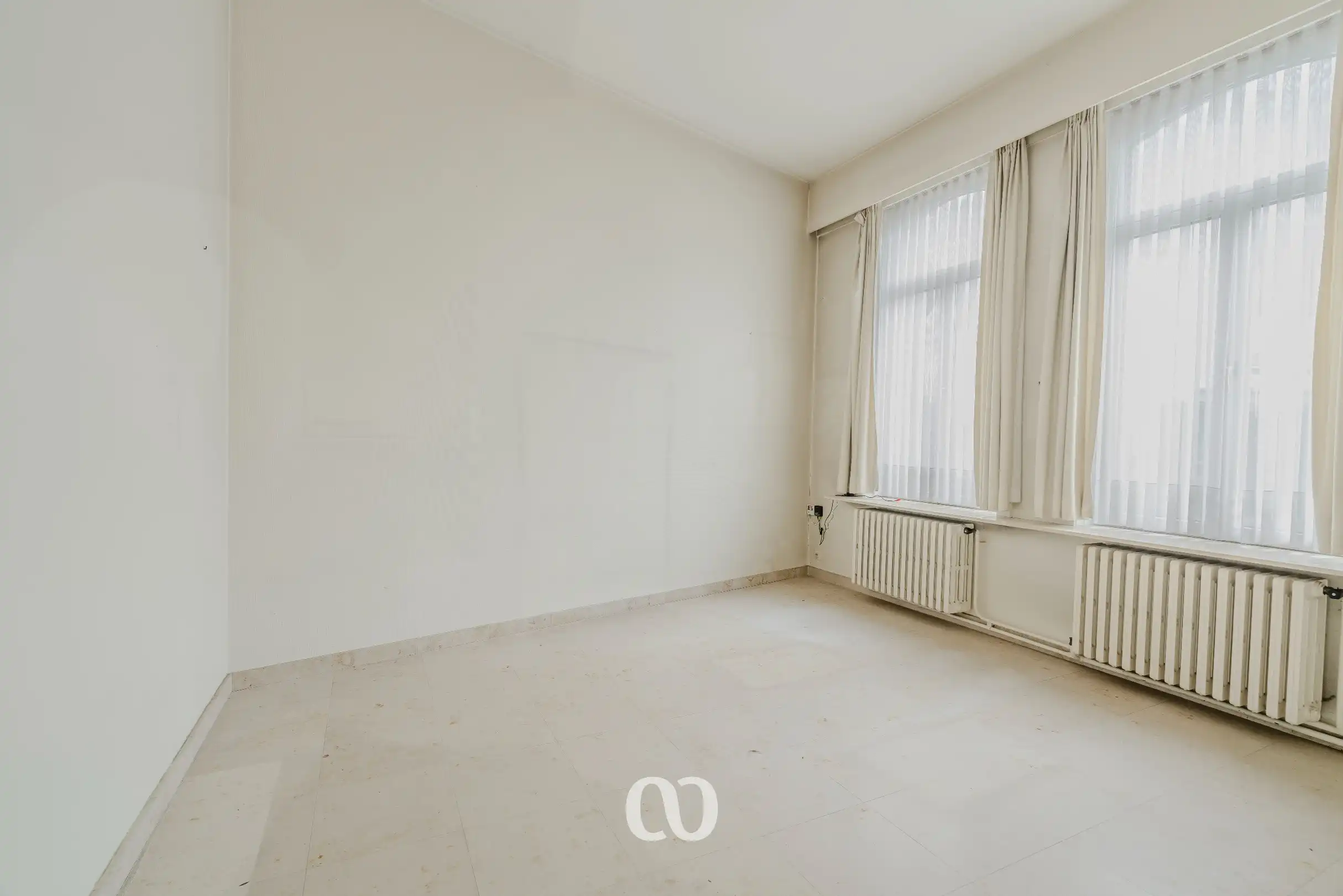 Tijdloze herenwoning met authentieke charme en indrukwekkende ruimte foto 7