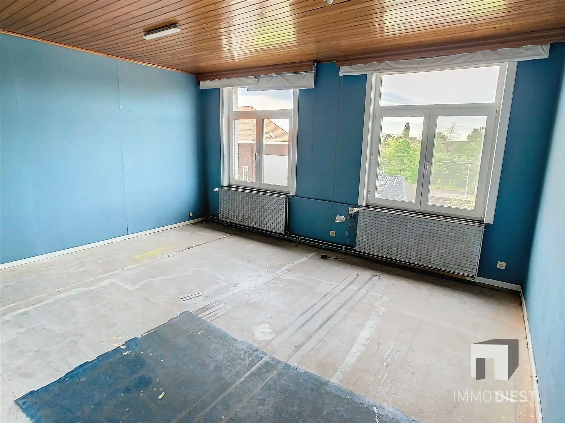 Handelspand met bovenliggend appartement. foto 20