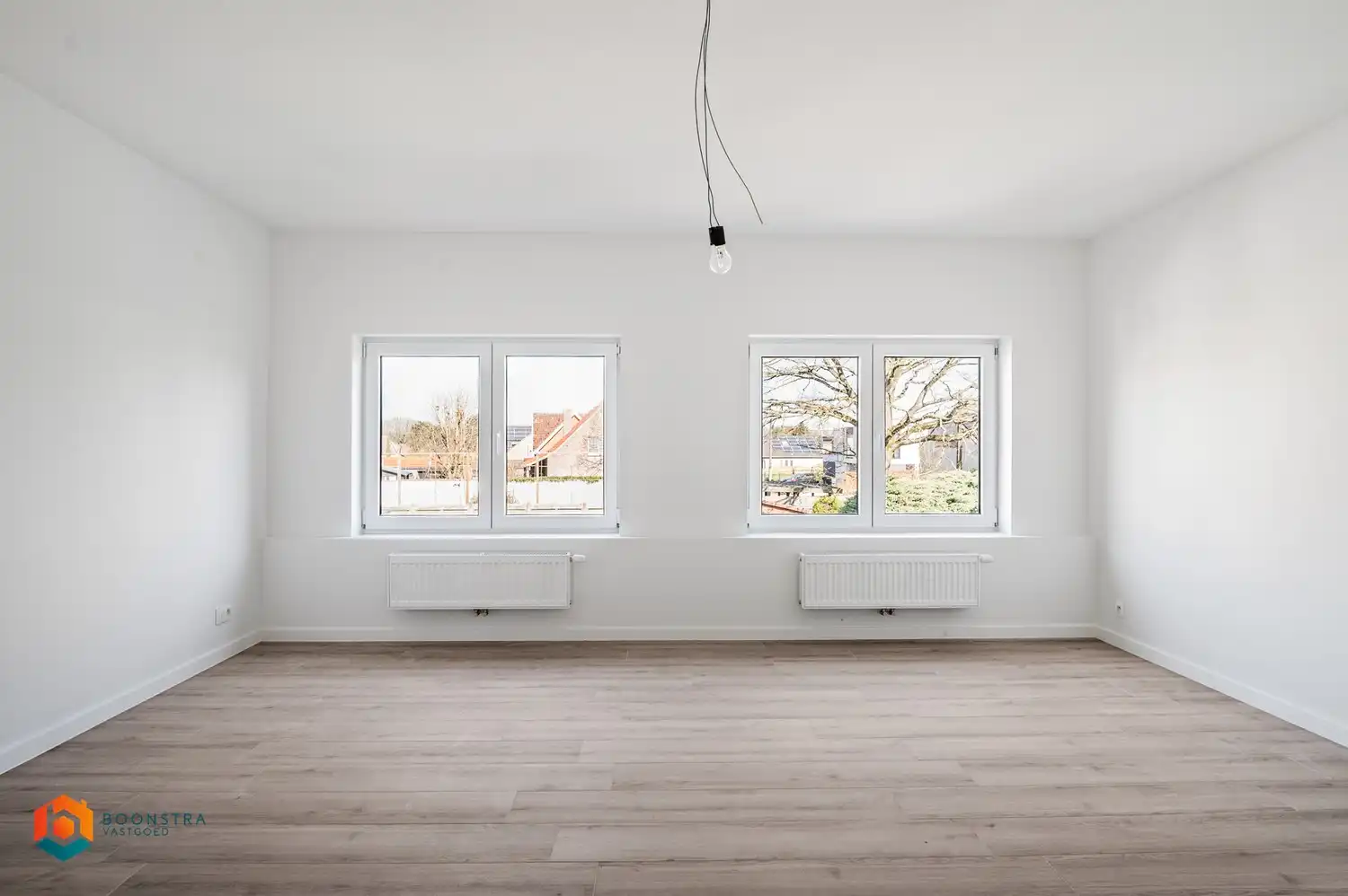 Gerenoveerde woning met 3 slpkrs foto 10