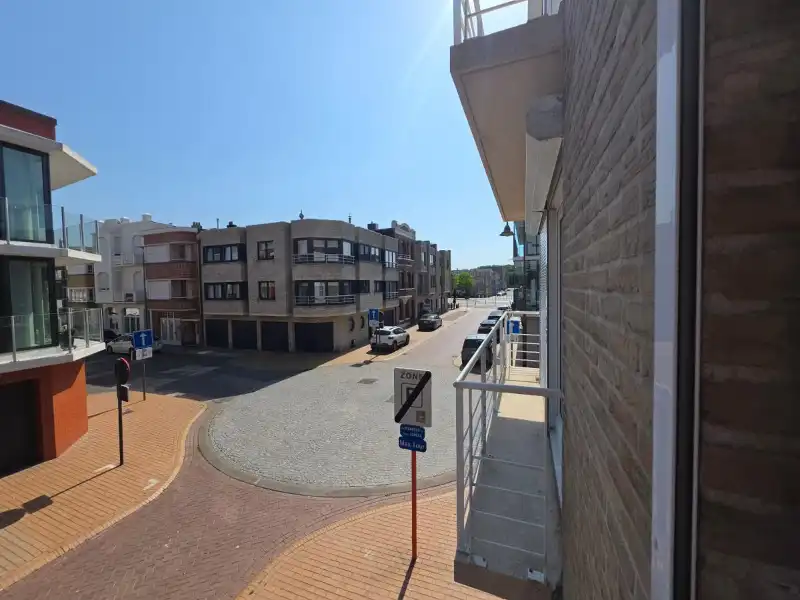 Charmant en lichtrijk hoekappartement op toplocatie aan zee! foto 8