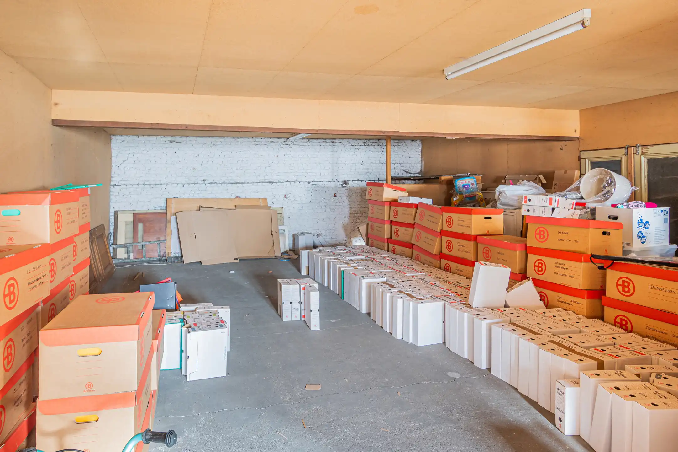 Handelsruimte/kantoorruimte te koop in centrum Willebroek foto 12