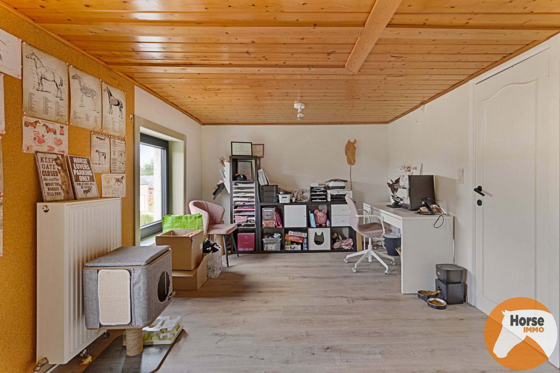 MASSEMEN - Landelijke woning met magazijn/ paardenstal foto 15