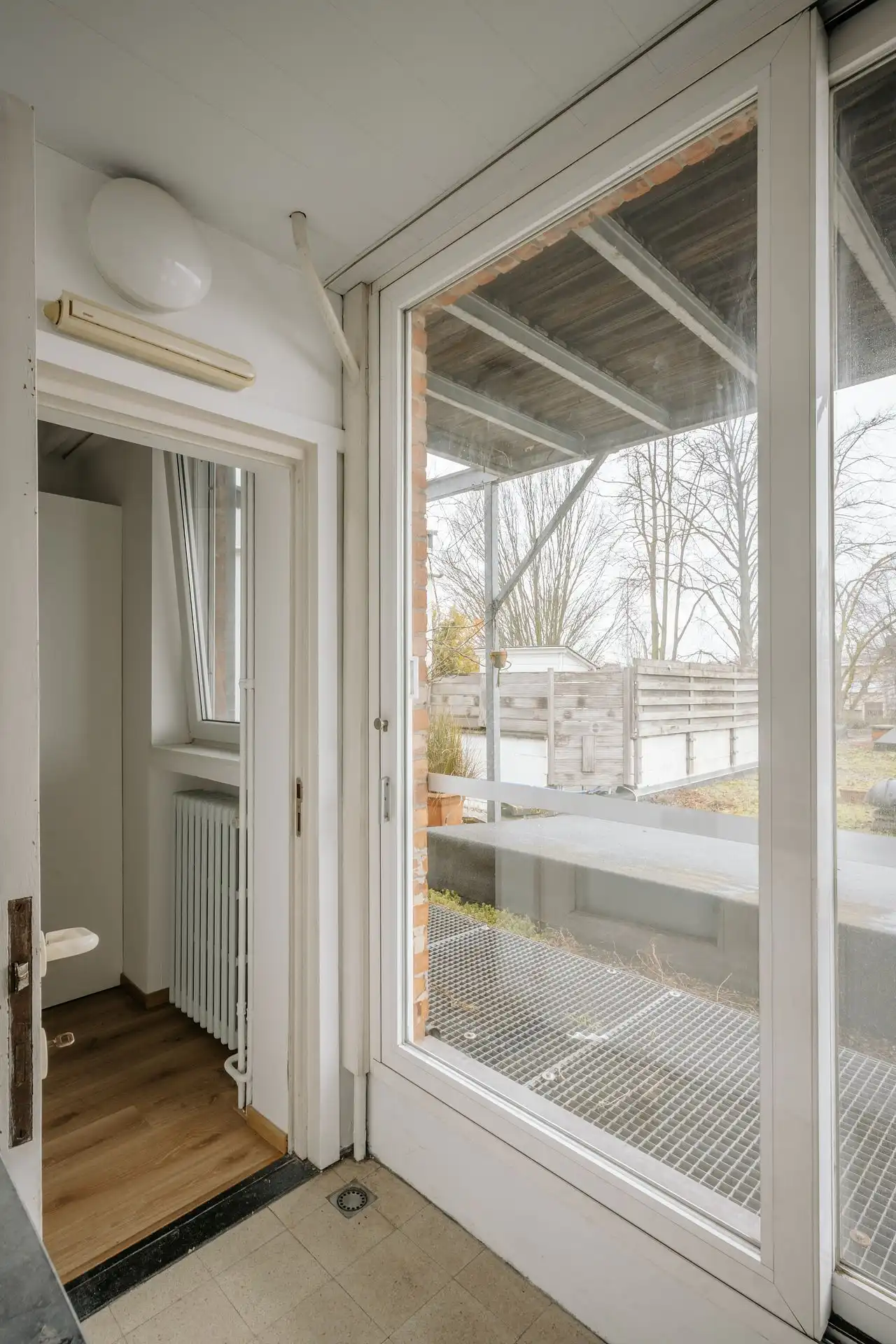 Verzorgd 2-slaapkamerappartement nabij De Bist! foto 17