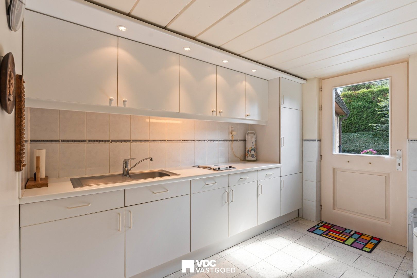 Unieke villa met kantoorruimte, binnenzwembad en opsplitsingsmogelijkheid foto 21