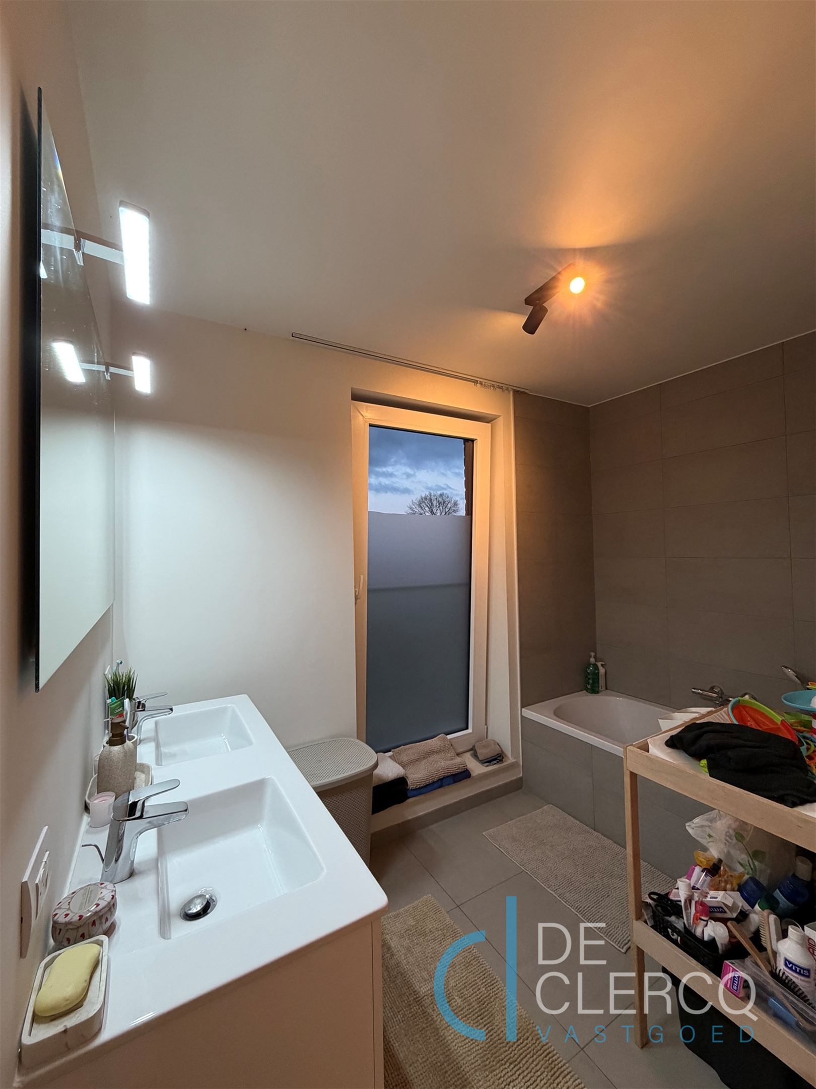 Nieuwbouwwoning te huur in mooie verkaveling te Oostakker!  foto 12