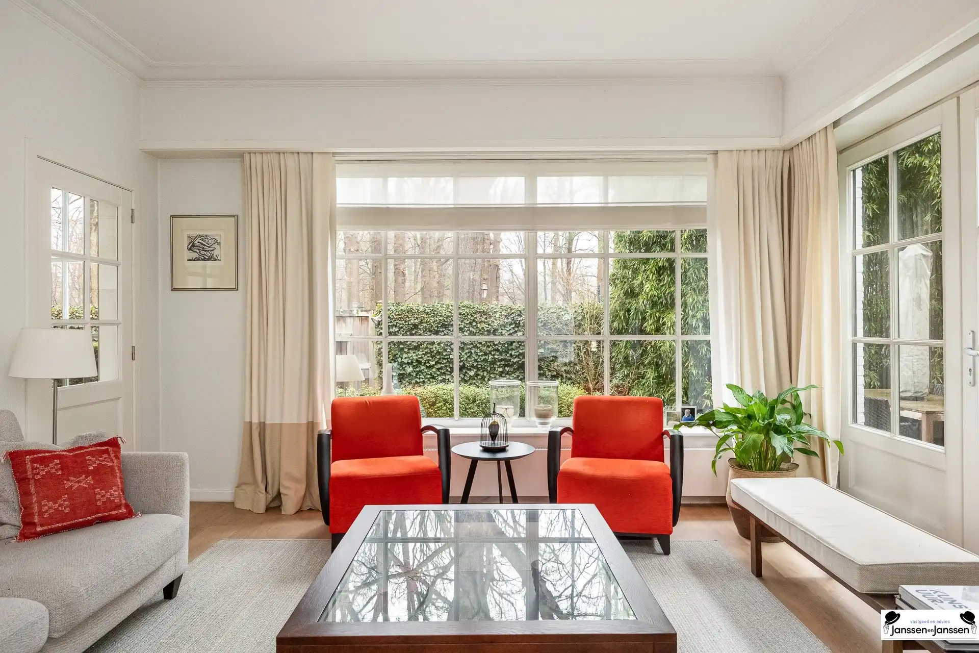 Charmante villa op toplocatie in hartje Ekeren foto 4