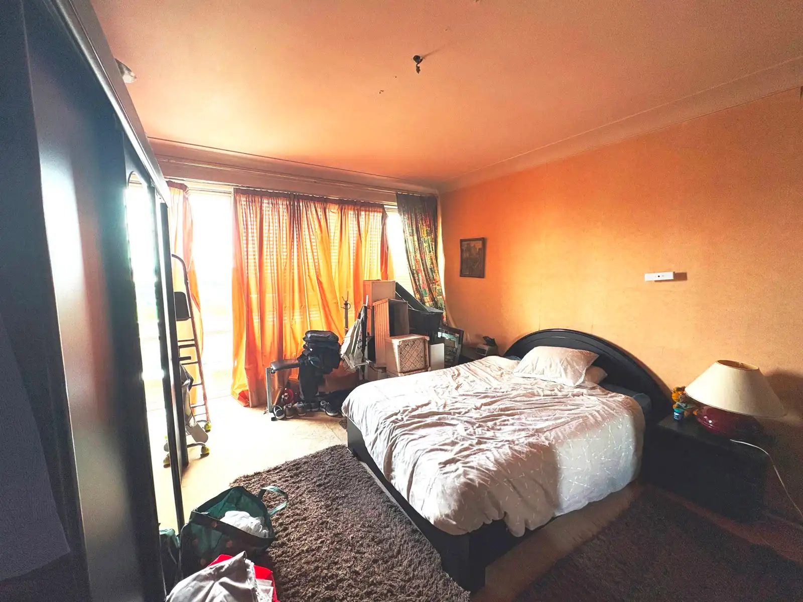 WSB-immo: Ruim, te renoveren appartement met 3 slaapkamers! foto 12