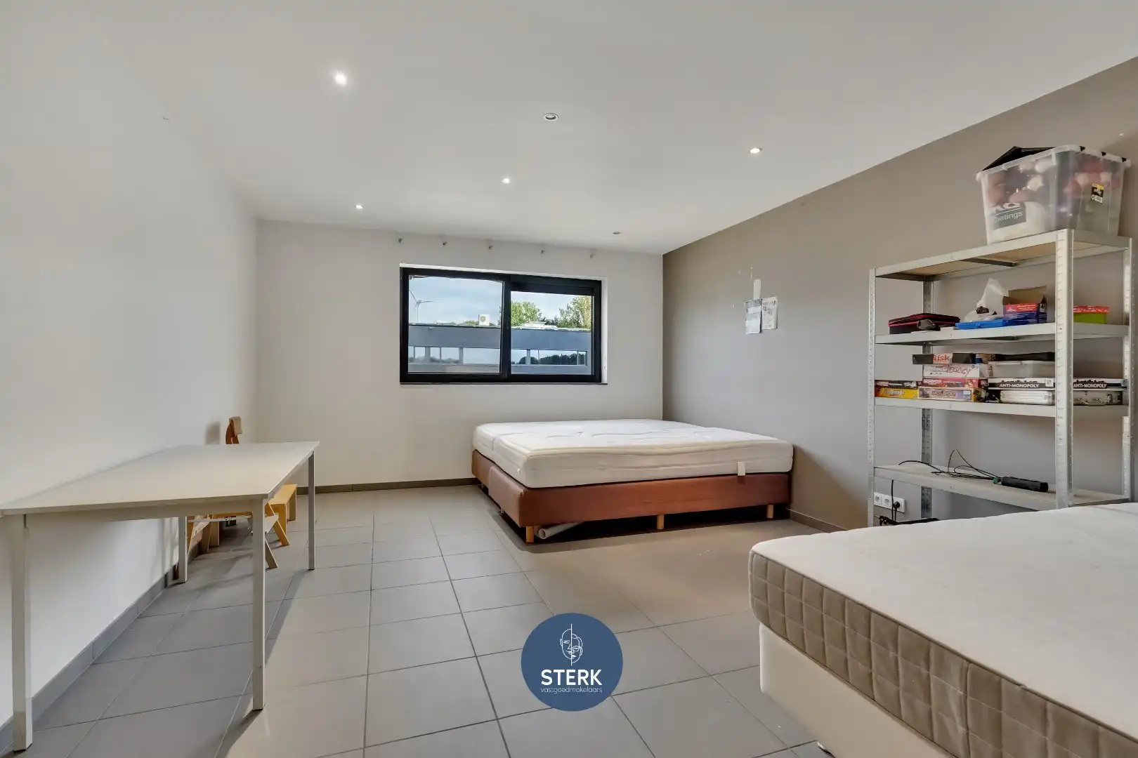 VEELZIJDIG INDUSTRIEPAND MET INSTAPKLAAR APPARTEMENT TE MAASMECHELEN ! foto 25