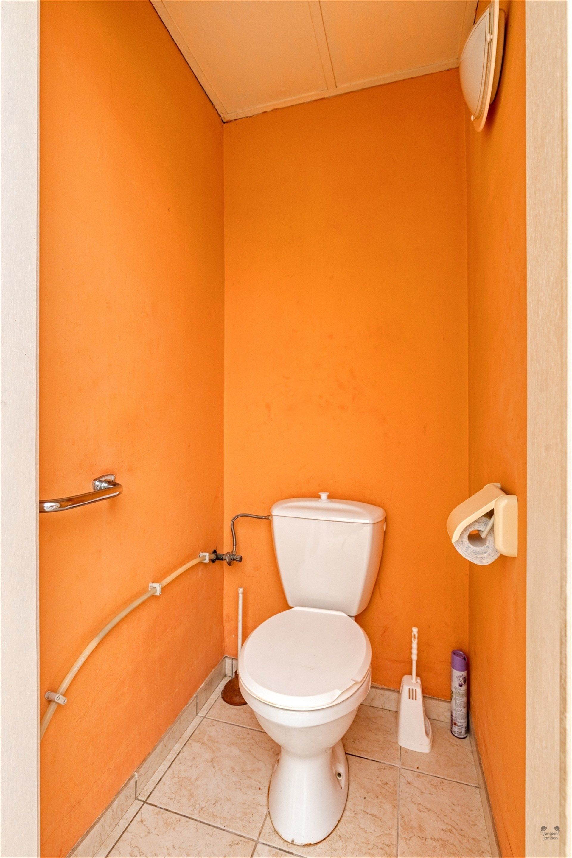 Op te frissen woning met 3 slaapkamers foto 11