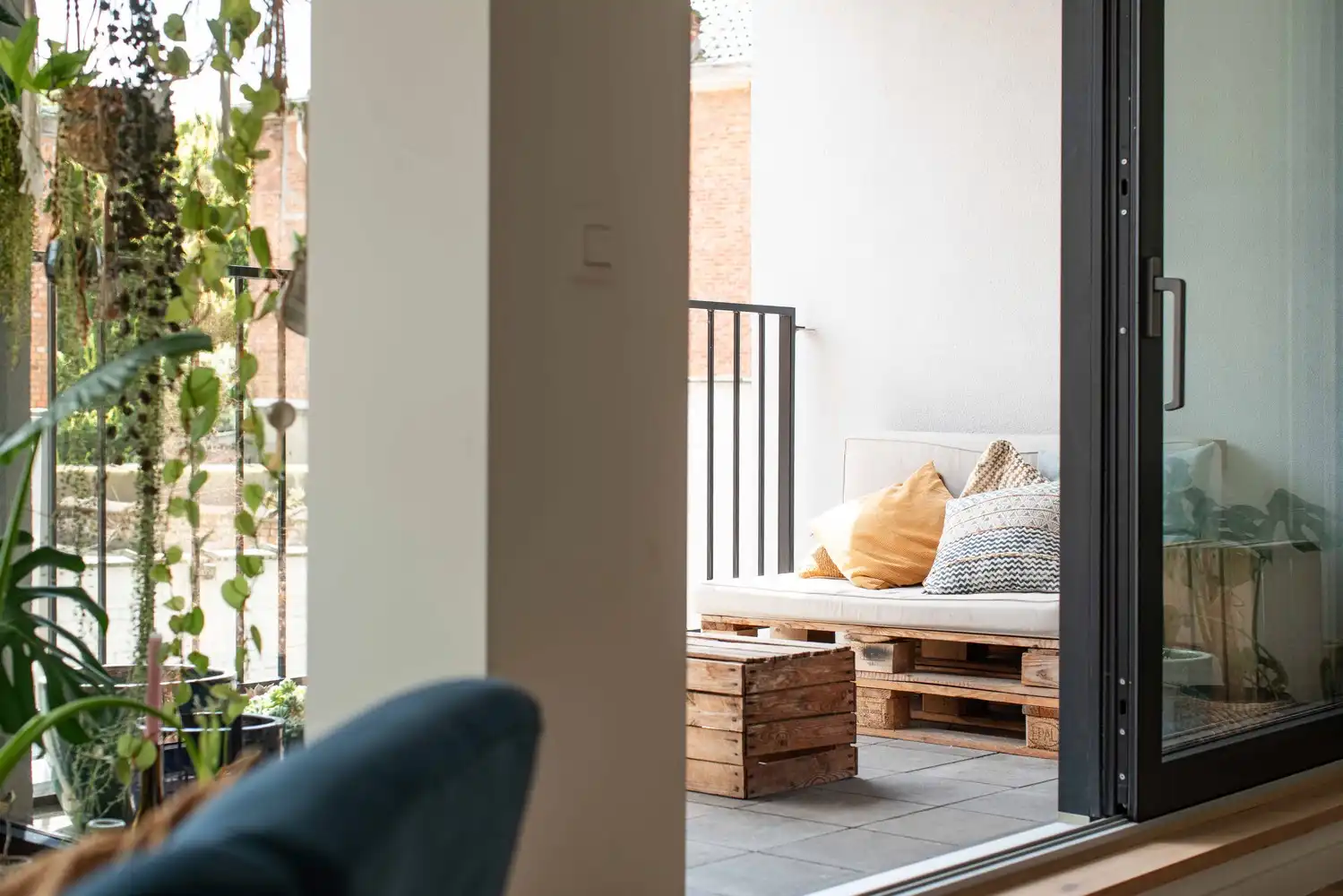 Vernieuwbouw met twee slaapkamers, een terras, EPC A en verder niets om over te twijfelen. foto 2