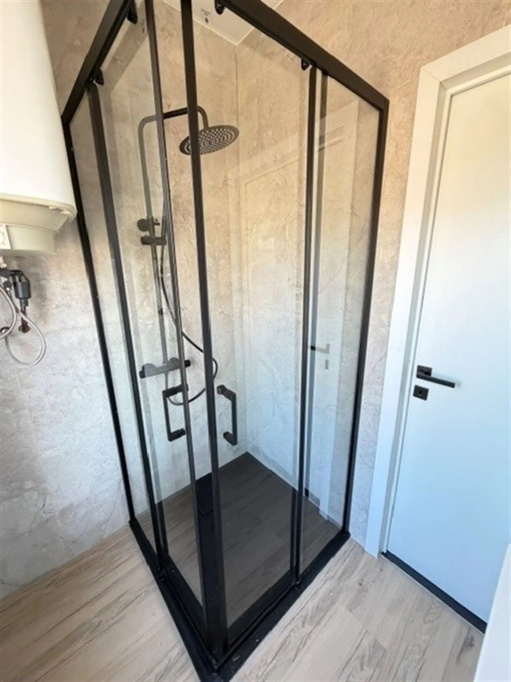 Leuke woning met 2 slaapkamers te Temse Velle  foto 8