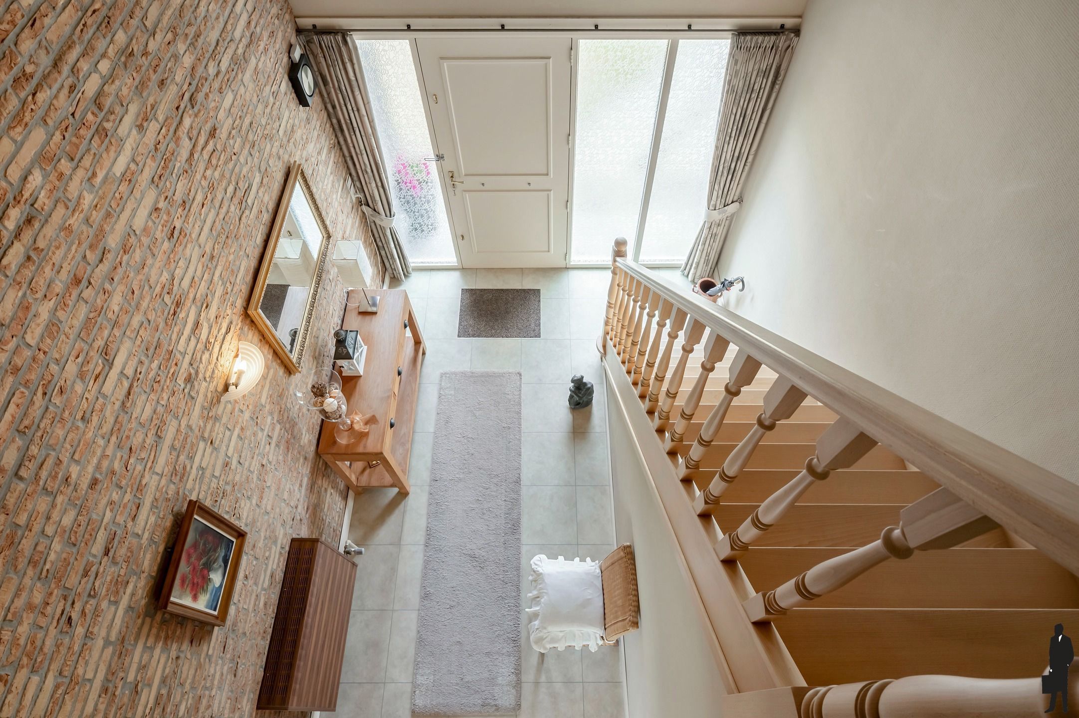 Ruime woning met tuin en bijgebouw foto 30