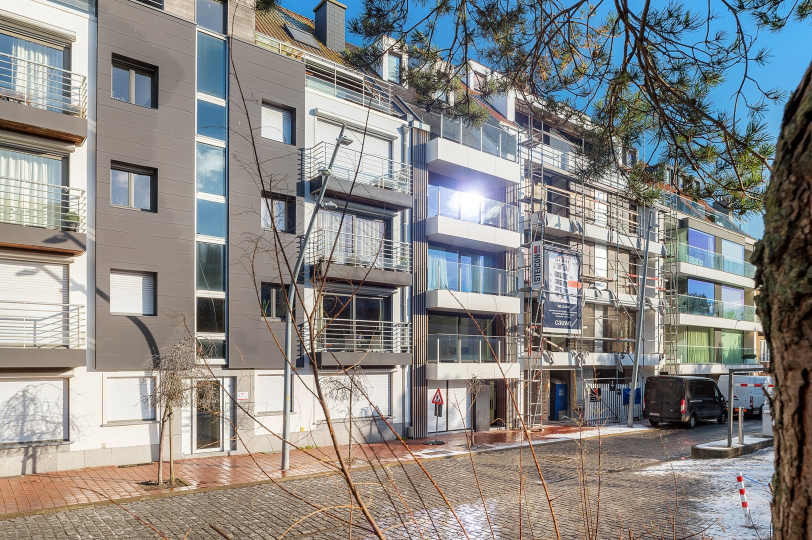 Instapklaar appartement, in het commerciële centrum van Knokke en vlakbij de zee. foto 5