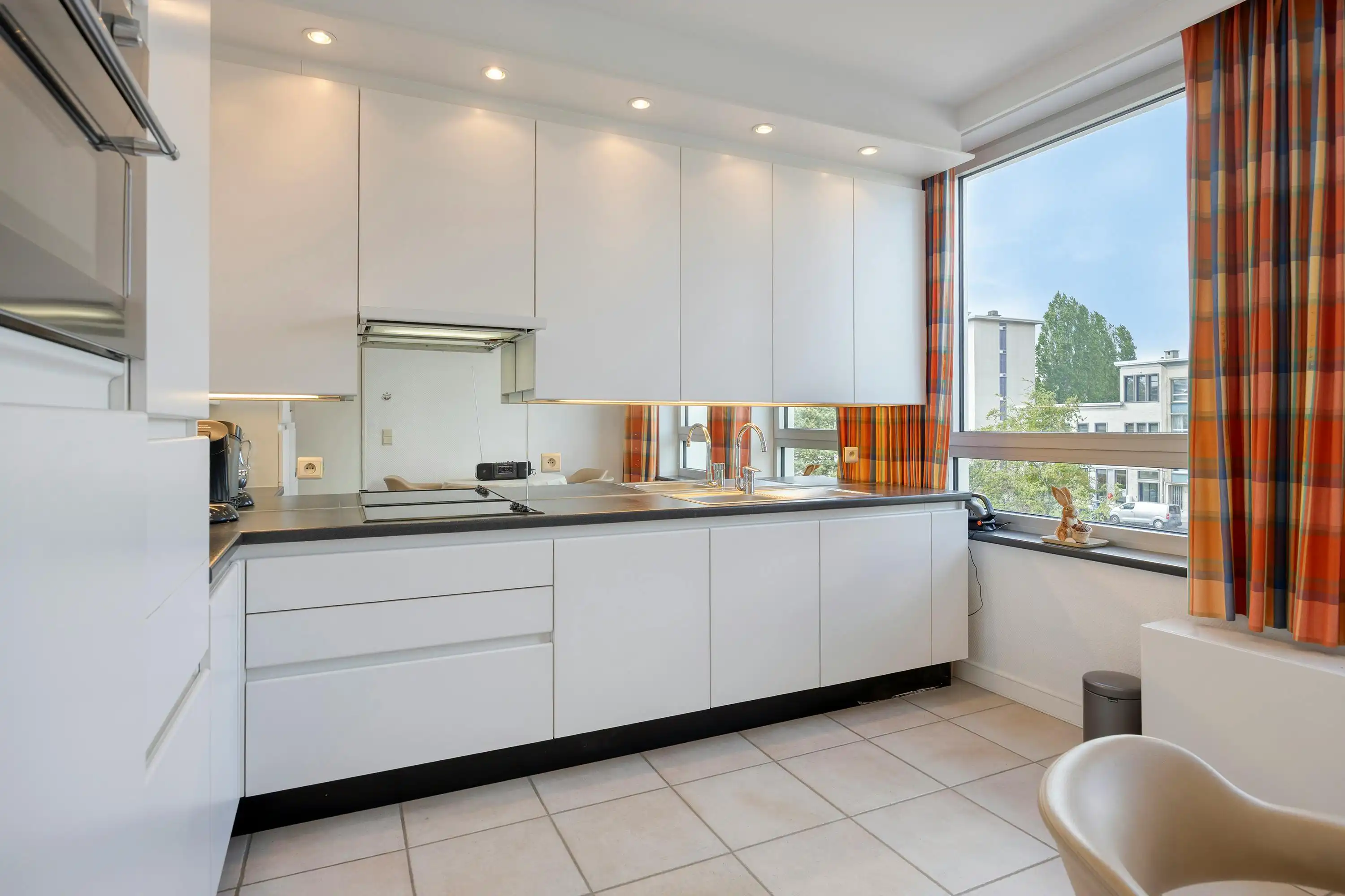 Zeer ruim en uniek appartement (214m²) te koop Linkeroever foto 7