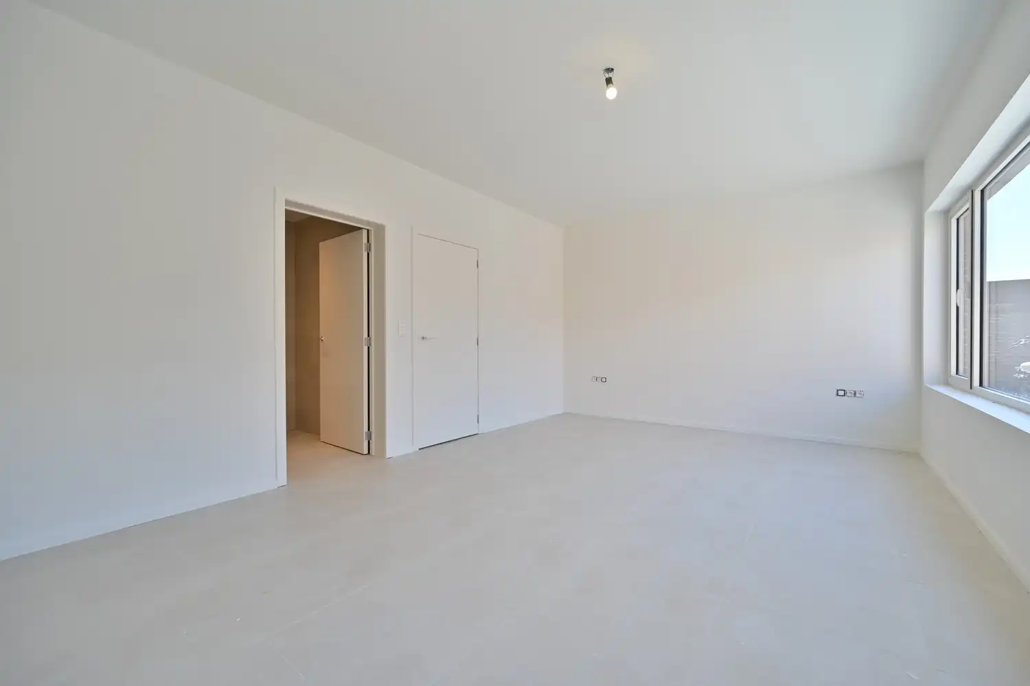 Nieuw appartement van ± 130 m² met 2 slaapkamer in bestaande residentie, gelegen in het historische centrum van Maaseik foto 11
