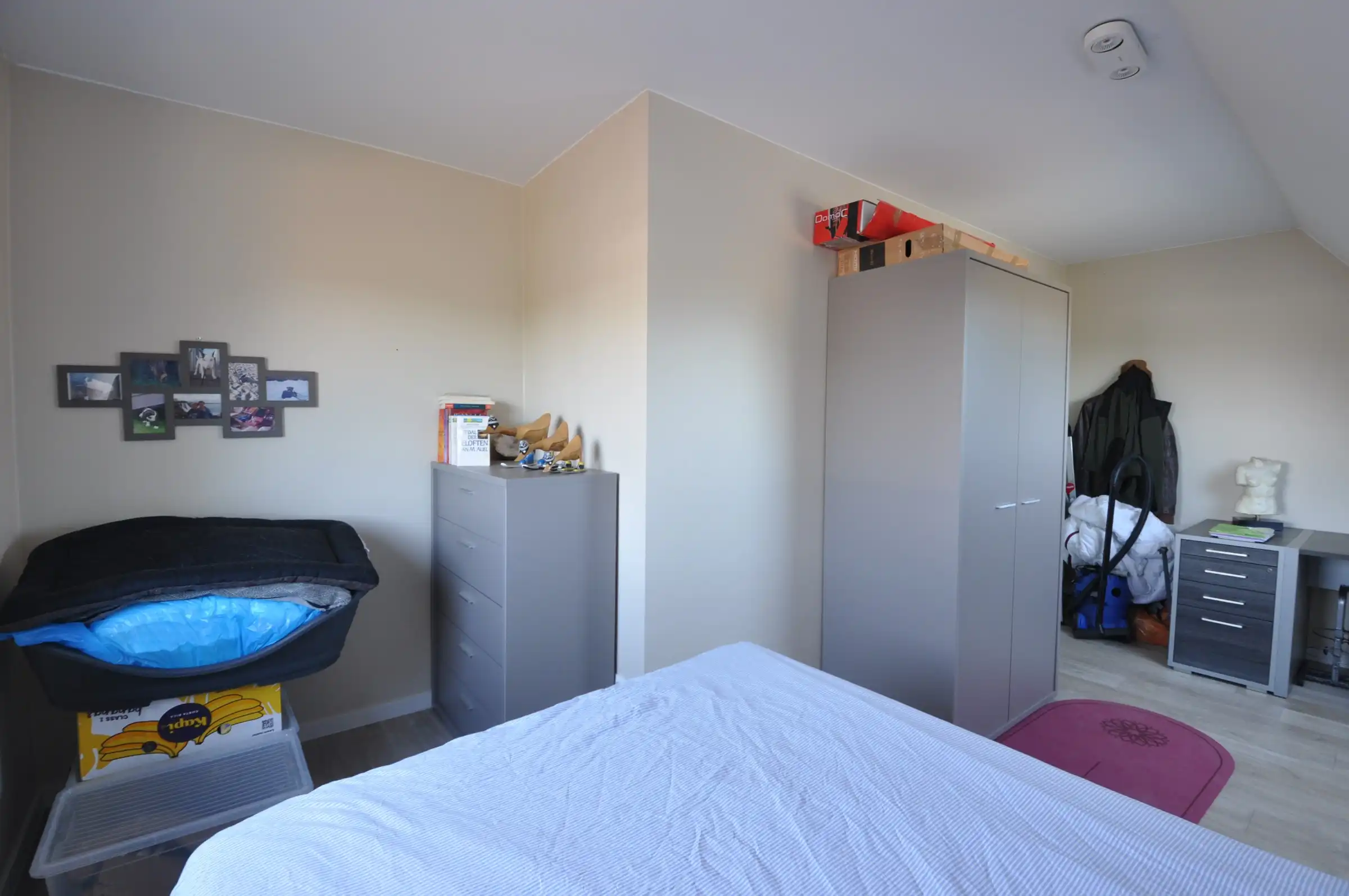 Stijlvol appartement met private autostaanplaats foto 10