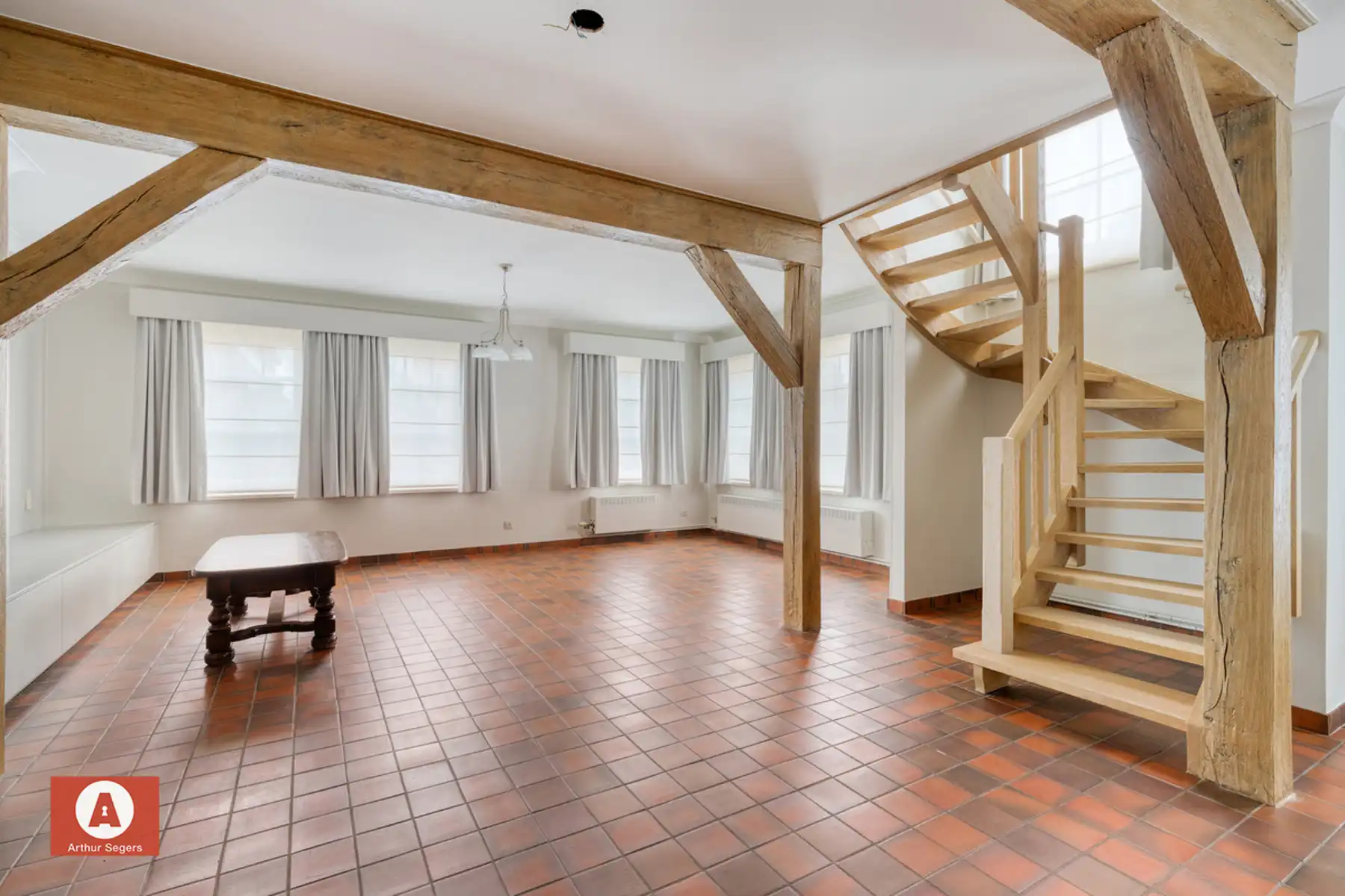 Woning met atelier en 4 slaapkamers in Buggenhout foto 7