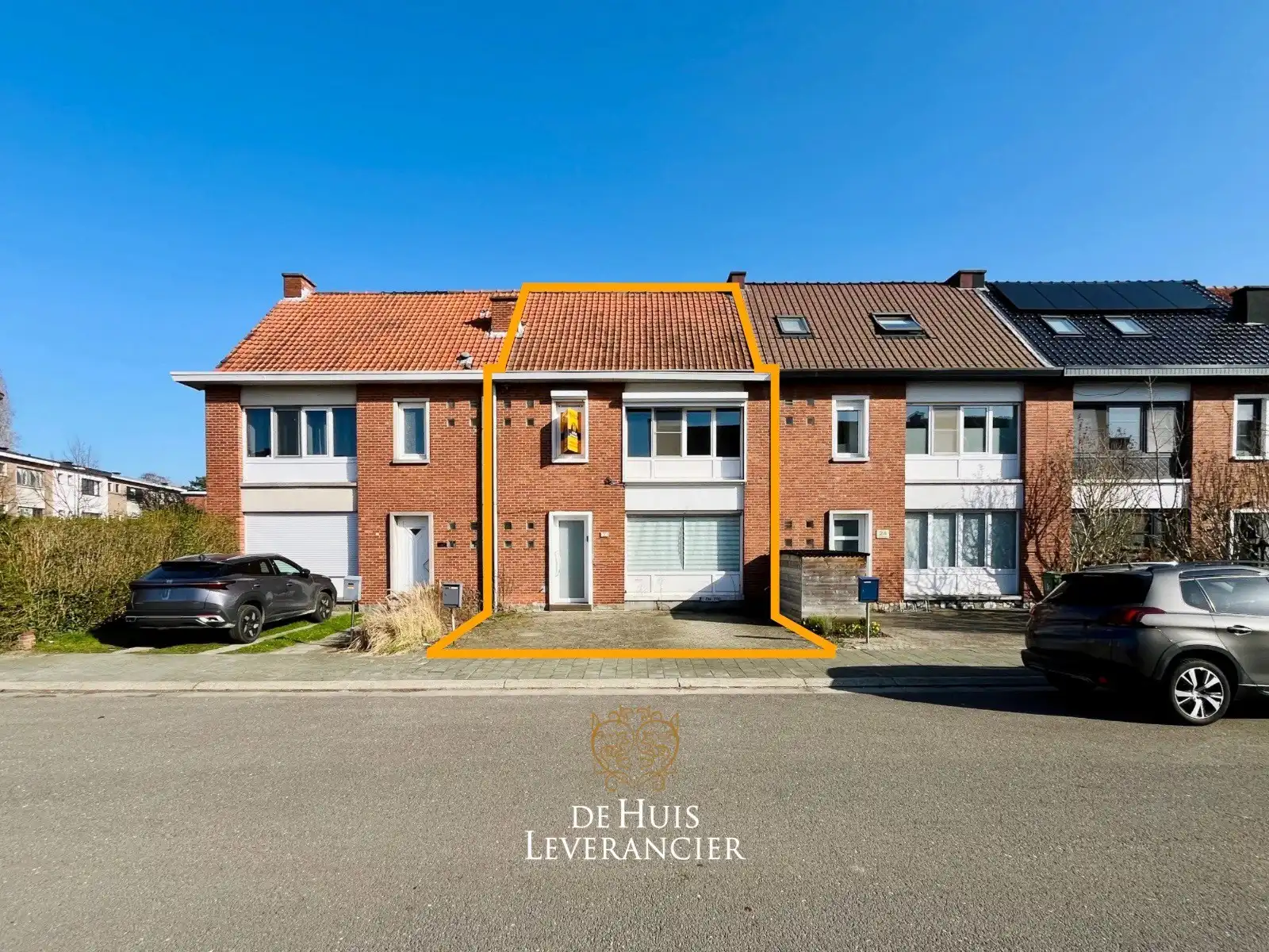 Ruimtelijke rijwoning met tuin en garage in de Altenawijk foto 42