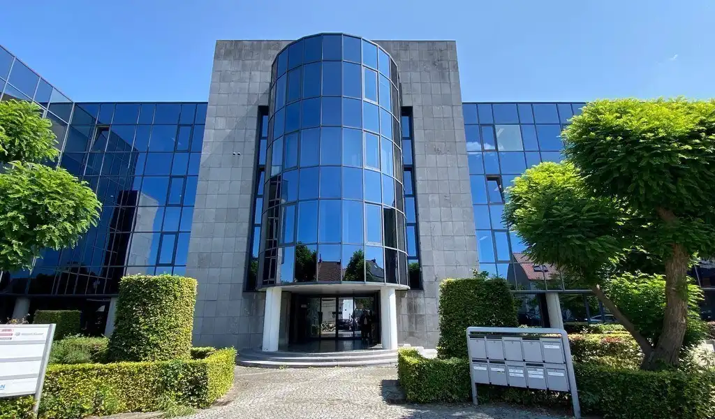 Burelen te huur in kantorencomplex Portalis aan E40 in Zwijnaarde foto 2