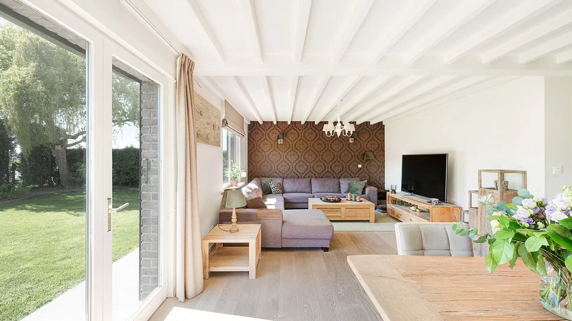 Vijf slaapkamers, groot volume in een alleenstaande villa te Knokke foto 8