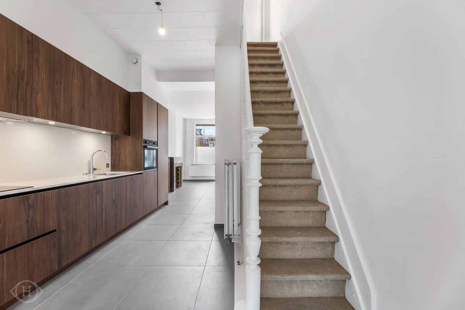 Instapklare woning met prachtige tuin op toplocatie foto 8
