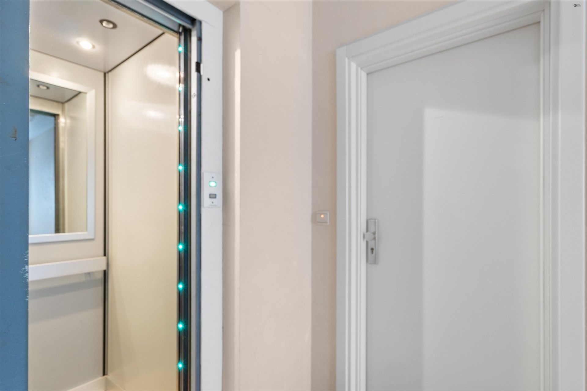 Tweeslaapkamer appartement op een rustige locatie  foto 19