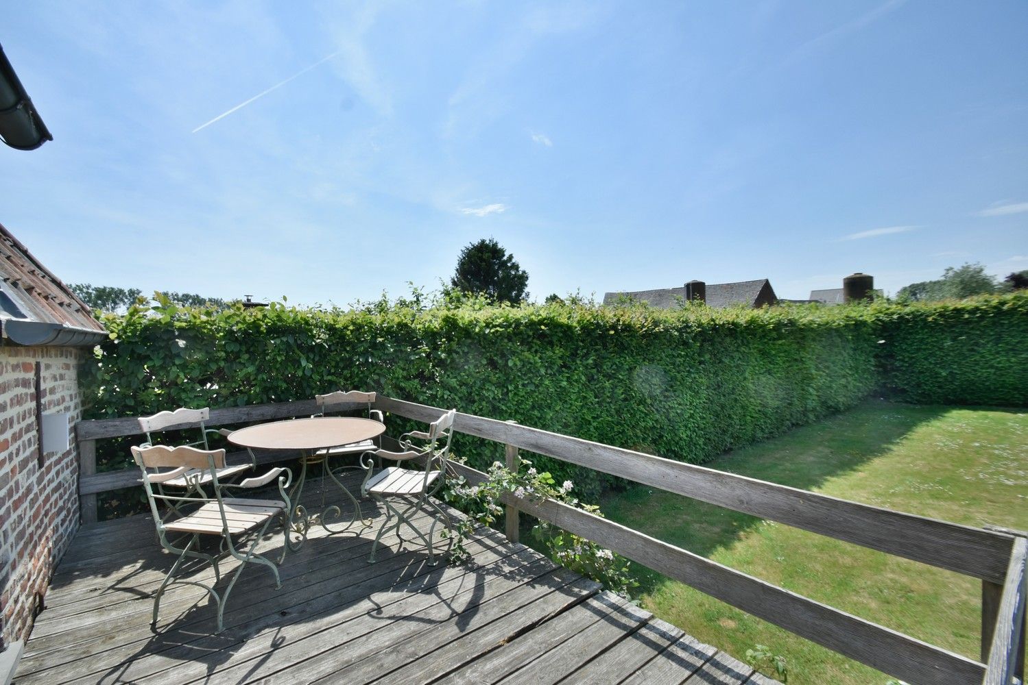 Uniek gerenoveerde riante hoeve met guesthouses en boordevol potentieel op een idyllische, natuurrijke locatie te Tongeren foto 29