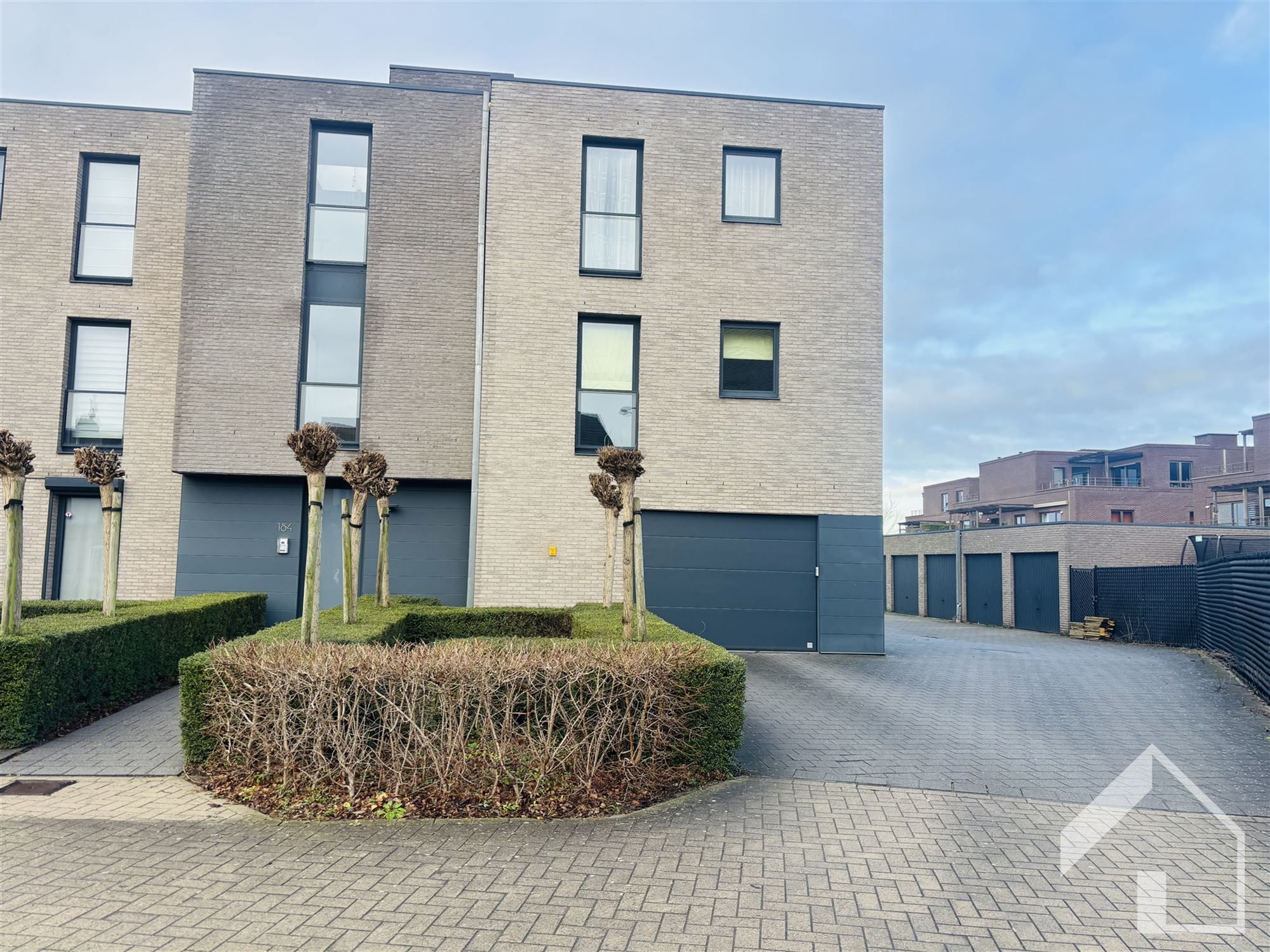 ondergrondse staanplaats nabij centrum Wommelgem foto 3