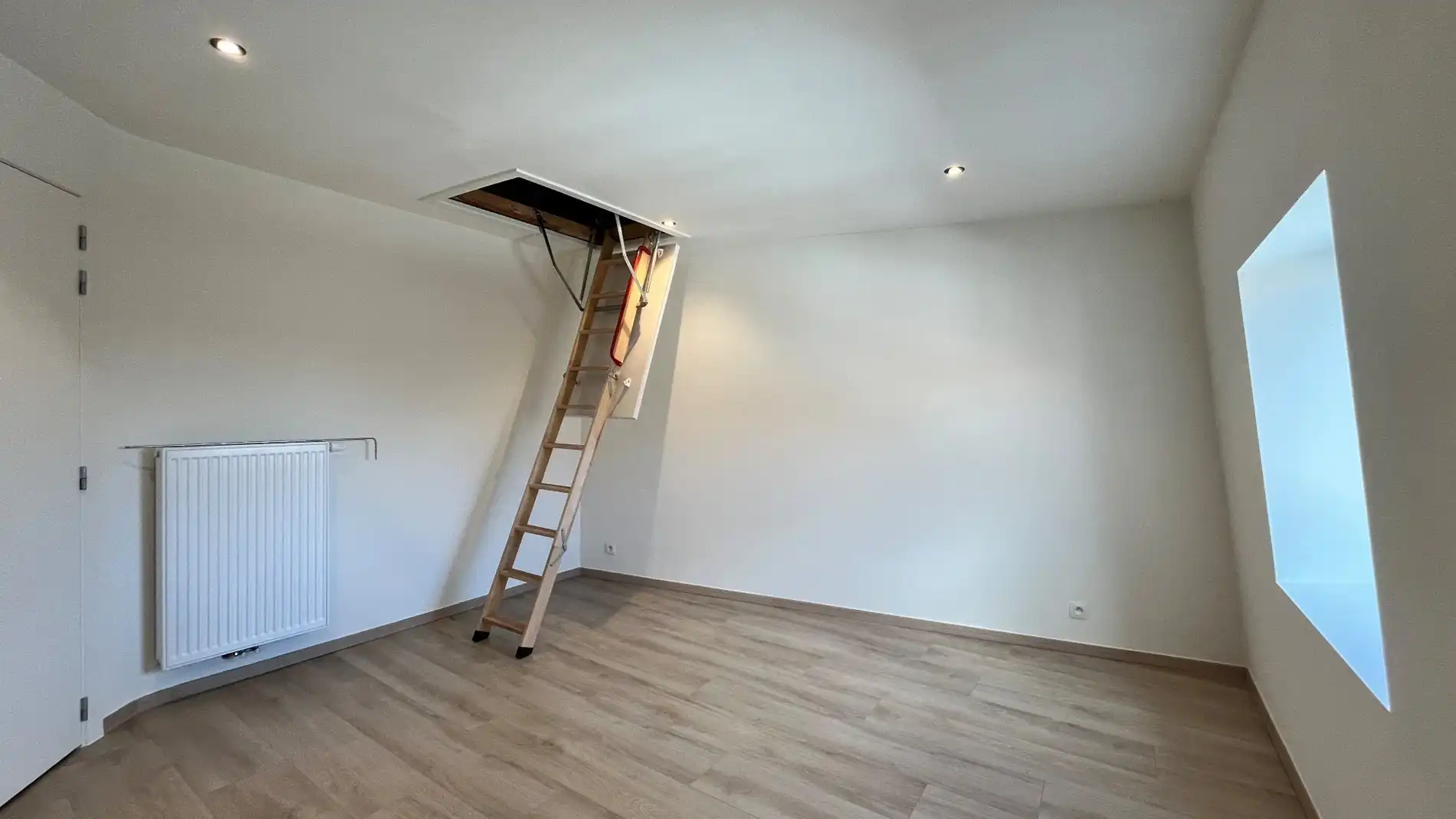 Grote woning met inpandig terras, 3 kamers, tuin,... foto 19