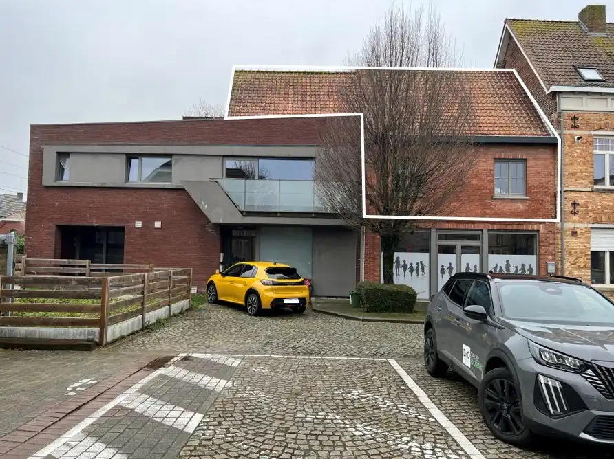 Gezellige duplex met 2 slaapkamers te Vlamertinge foto {{pictureIndex}}