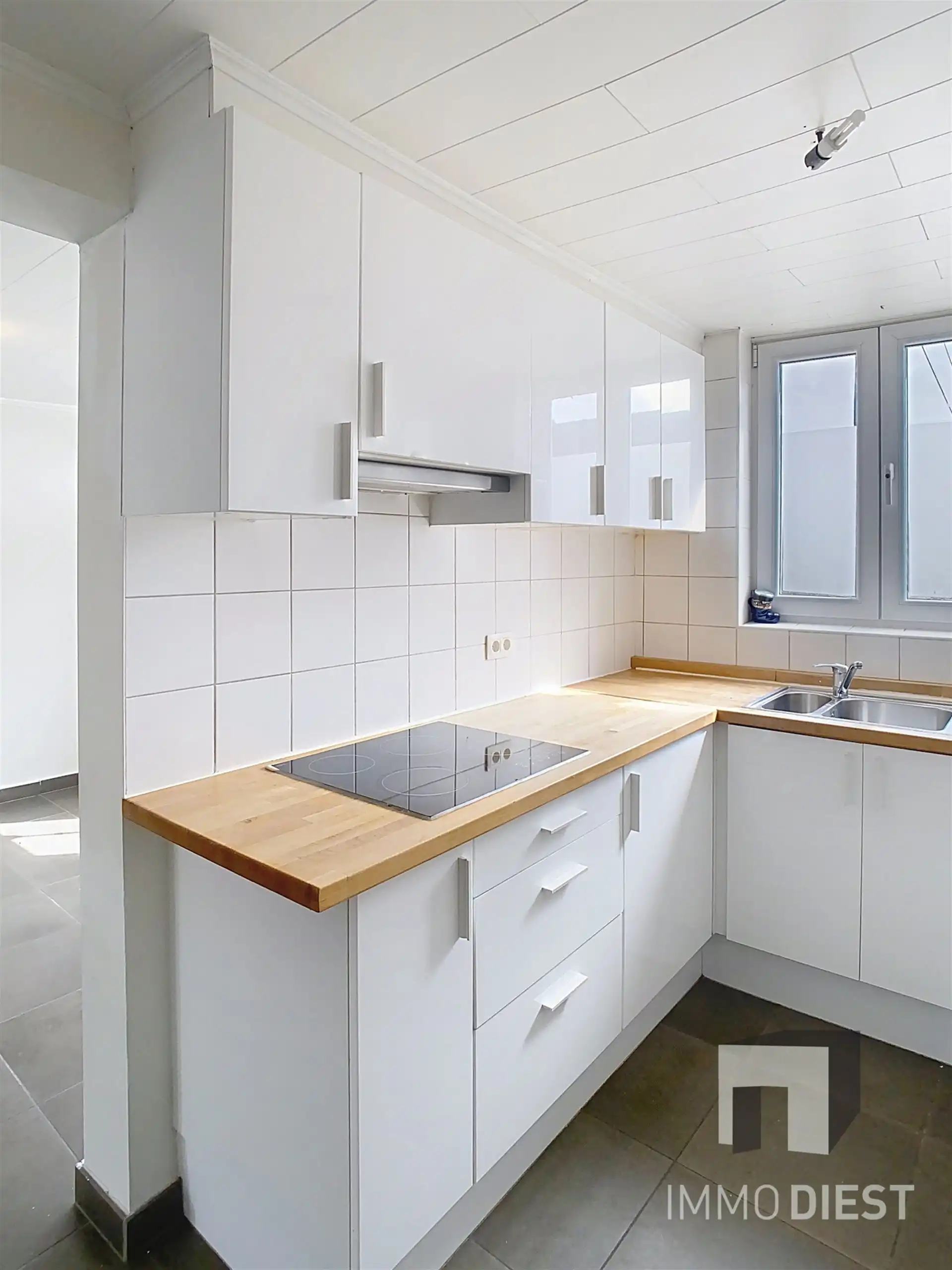 Kokette woning met drie slaapkamers rand Diest foto 6