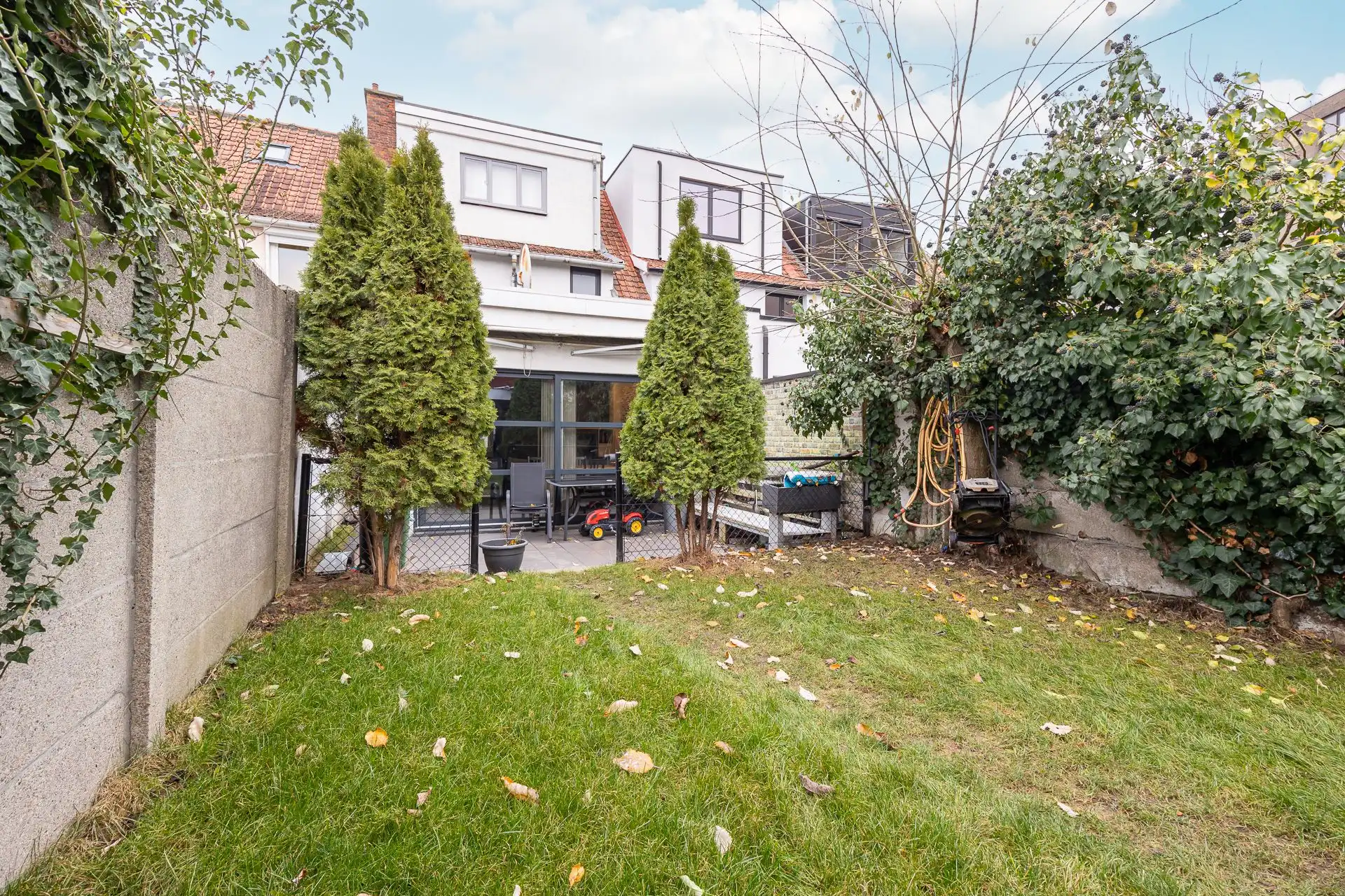 Instapklare gezinswoning met tuin in doodlopende straat! foto 19