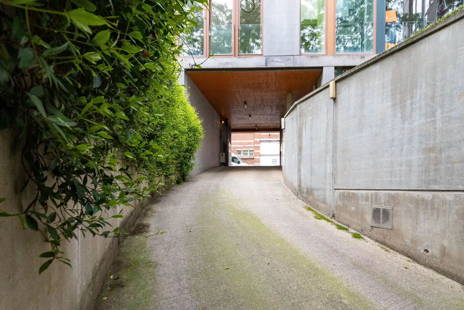 Parkeerplaats te koop Van Schoonhovestraat 32 - - 2060 Antwerpen