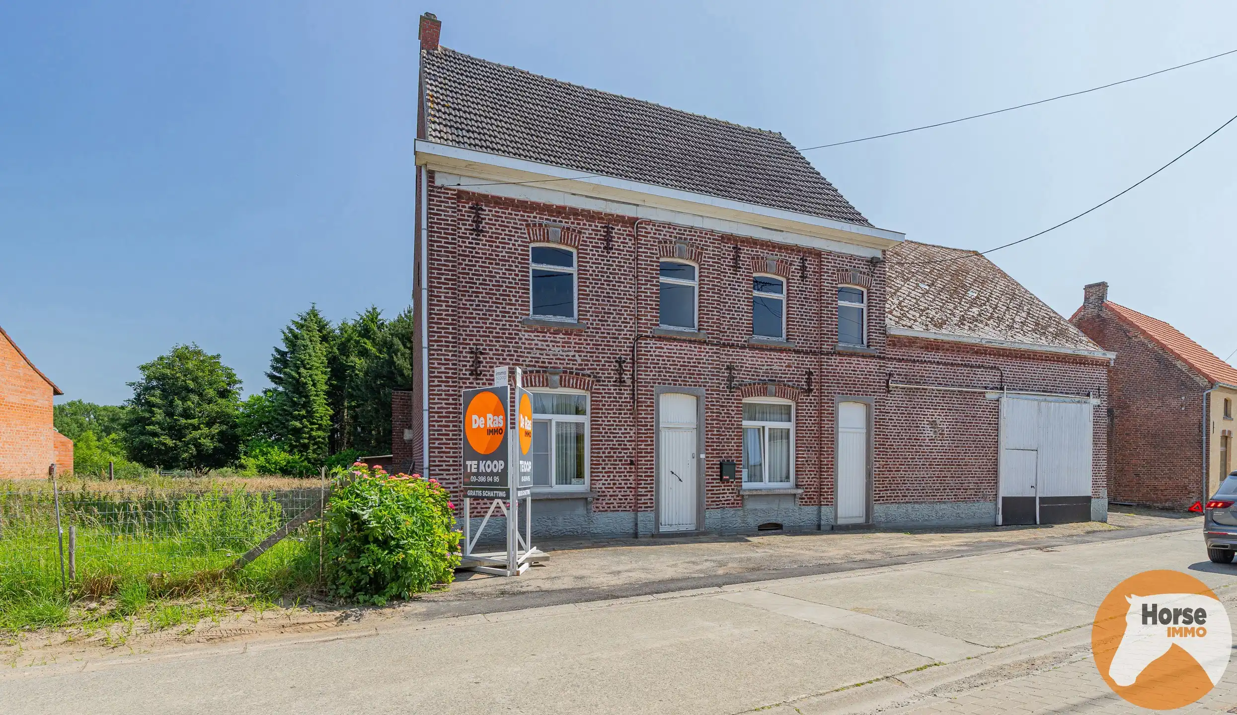 Hoofdfoto van de publicatie: ST-L-ESSE - Ruime burgerwoning met achterliggende ateliers