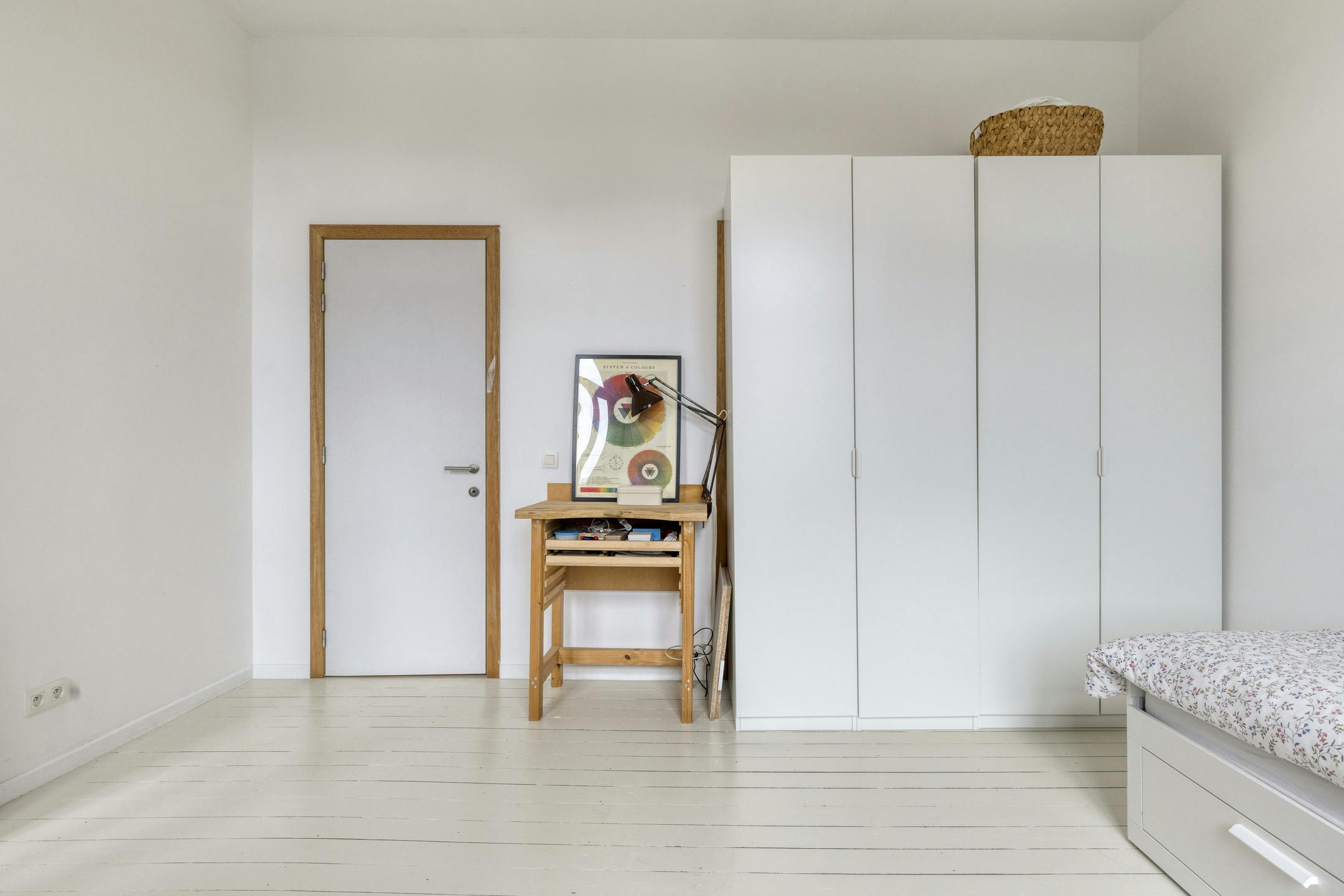 Instapklare woning te koop in Molenbeek! foto 11