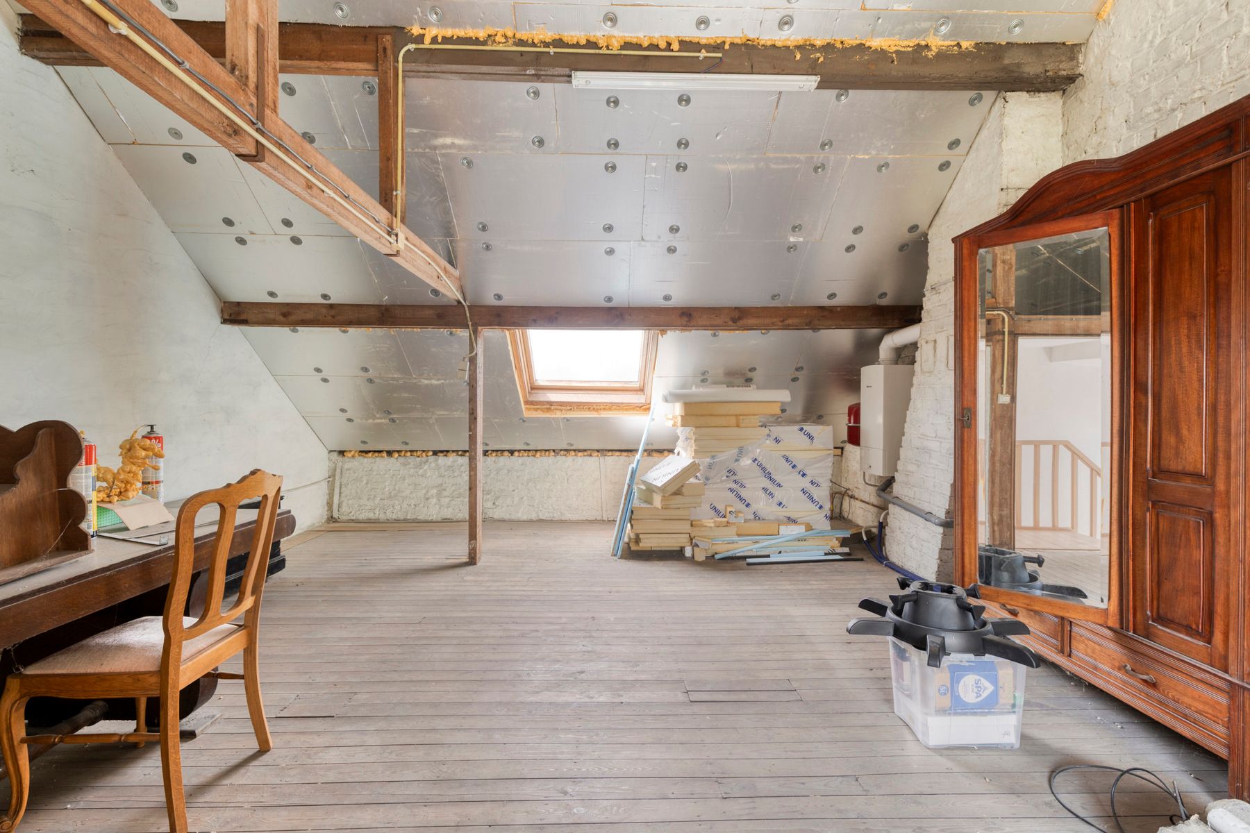 Charmante woning met naastgelegen bouwgrond foto 18