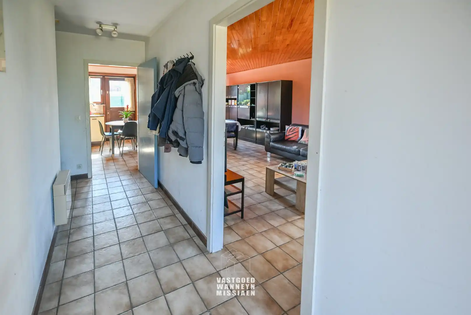 Rustig gelegen woning op mooi perceel van 883m2 te Bellem foto 4