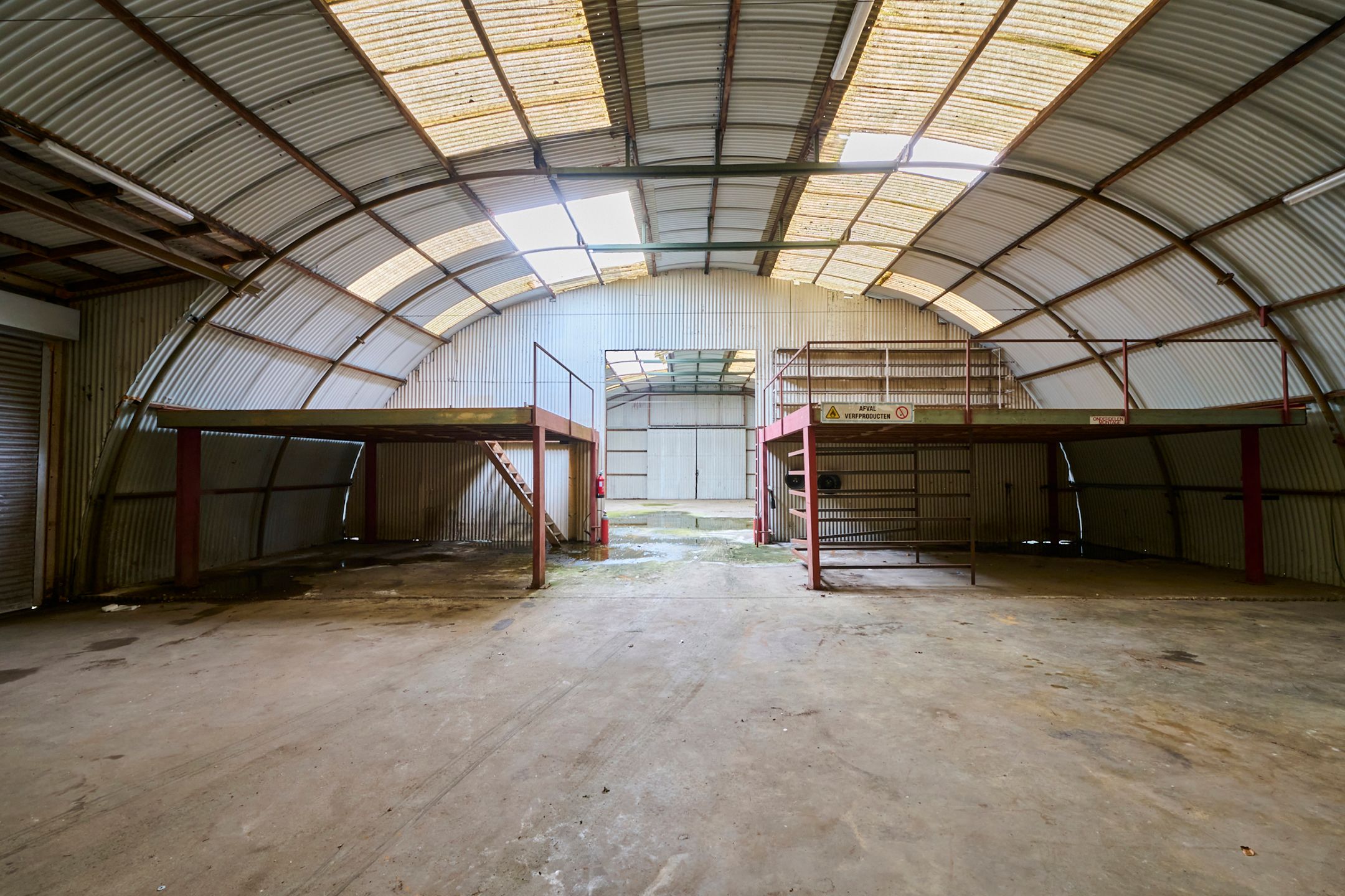 TE KOOP: bedrijfsgebouw met woning in Zonhoven foto 10